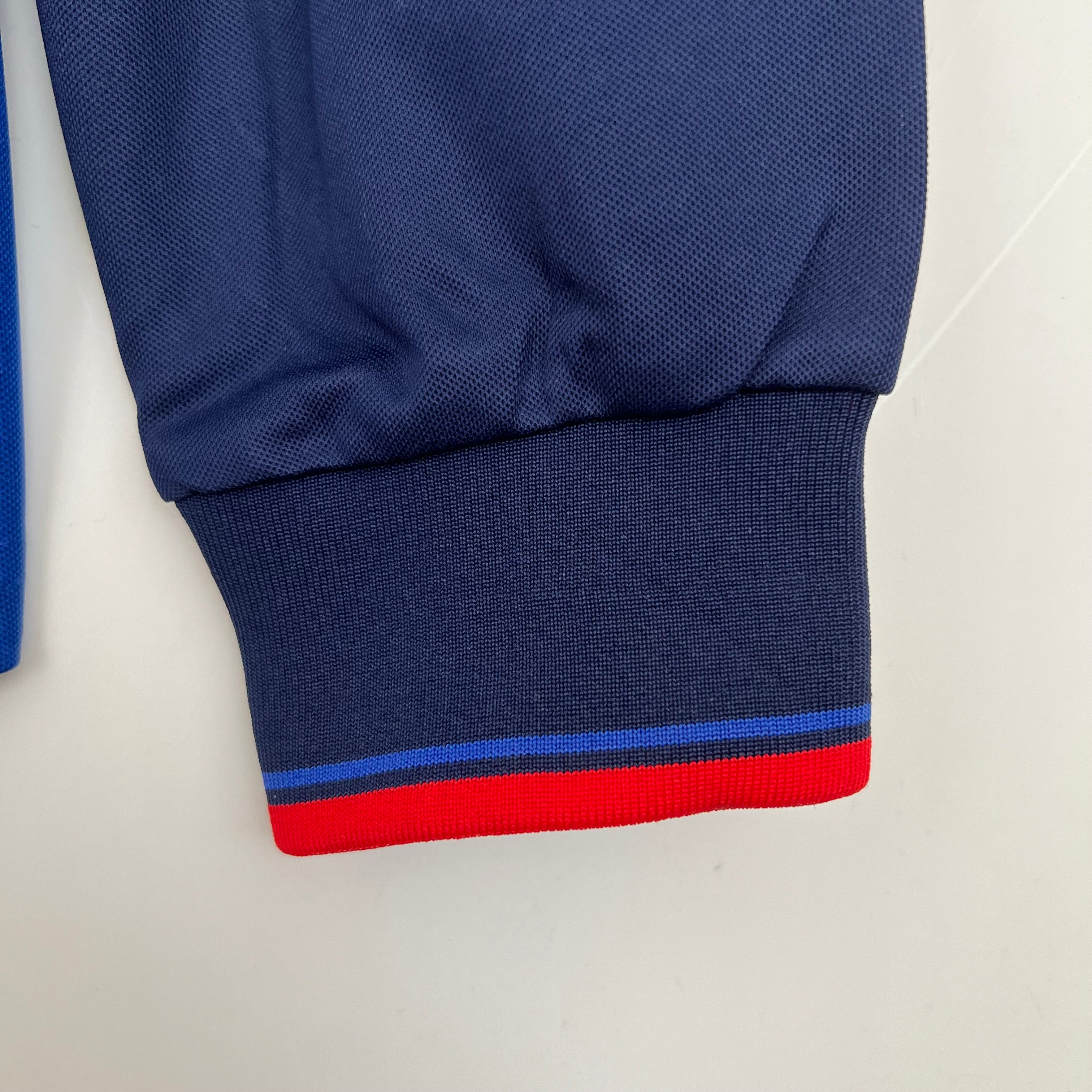 Barcelona longsleeve home jersey. Season 99/00