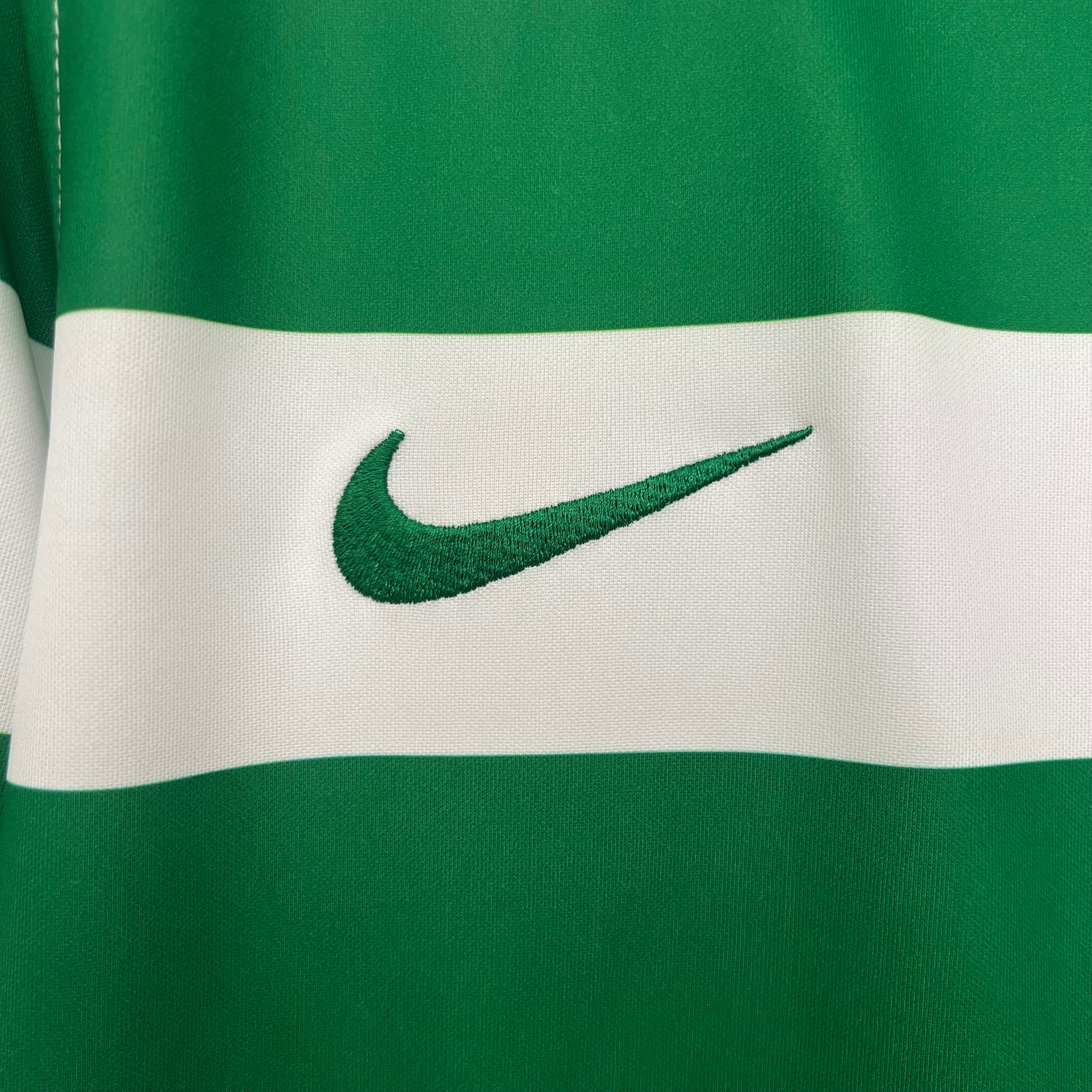 Sporting home jersey. Season 25/26