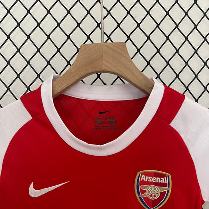 Arsenal home kids set. Season 02/03
