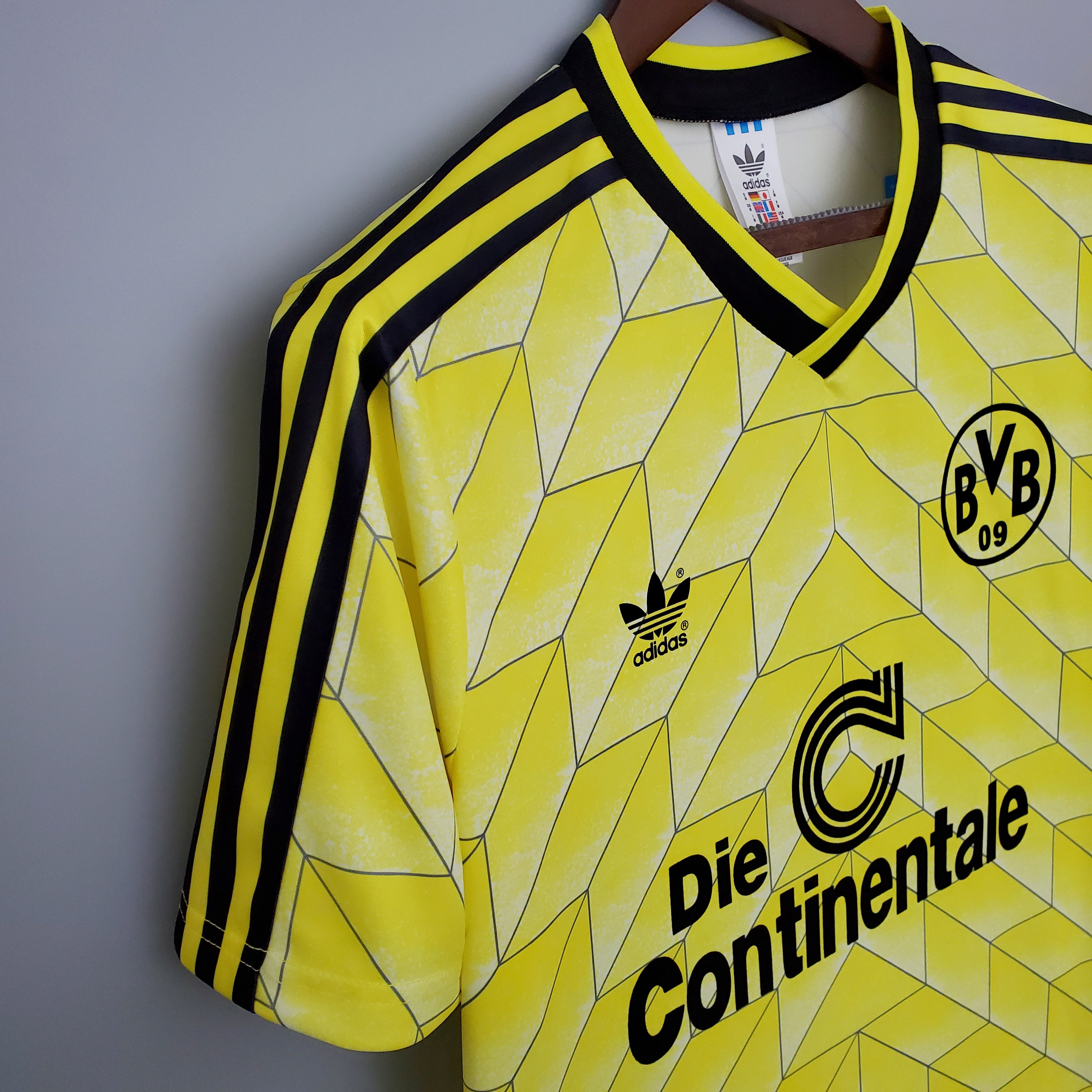 Borussia Dortmund home jersey. Season 87/88