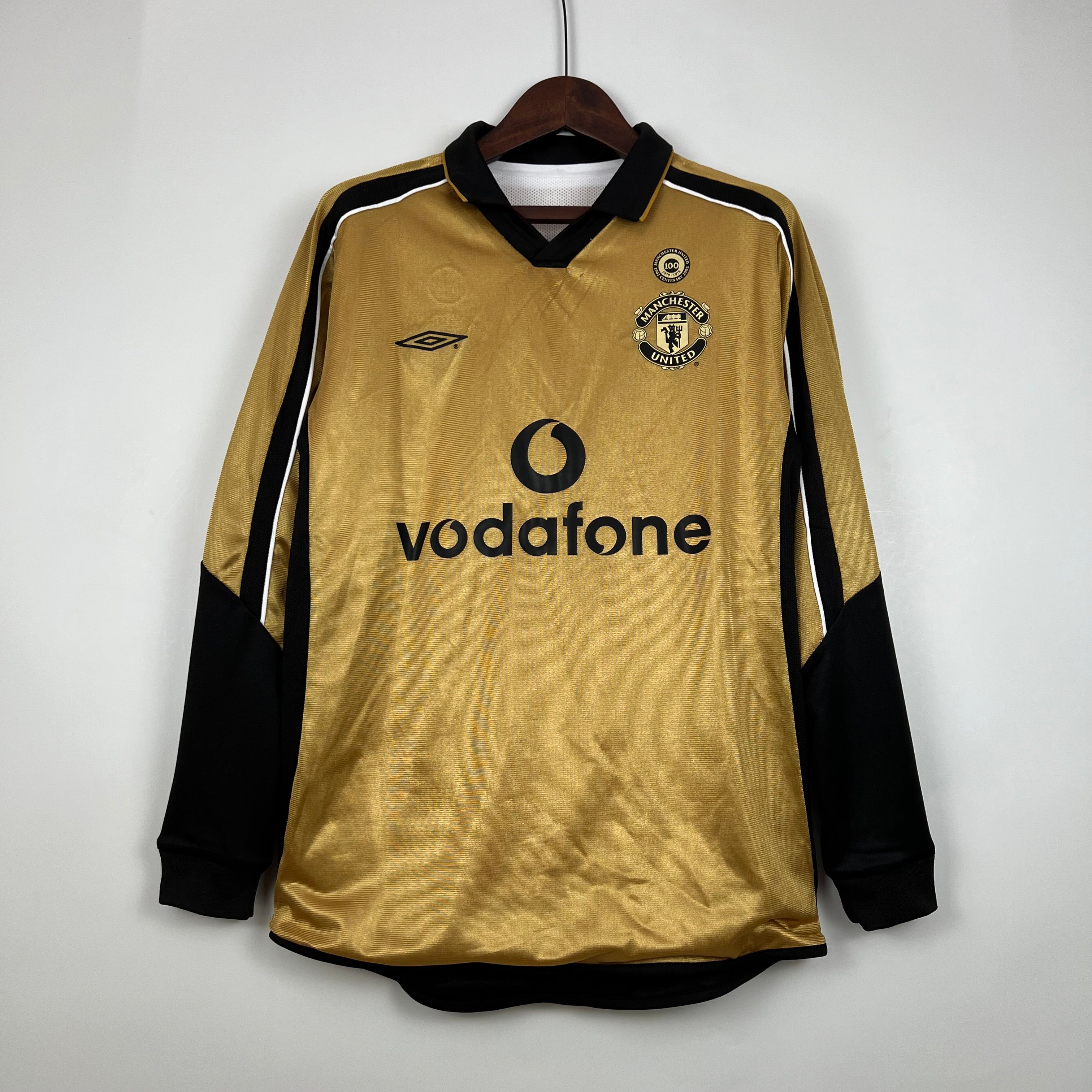 Manchester United 100th Anniversary double-sided longsleeve jersey. Season 01/02