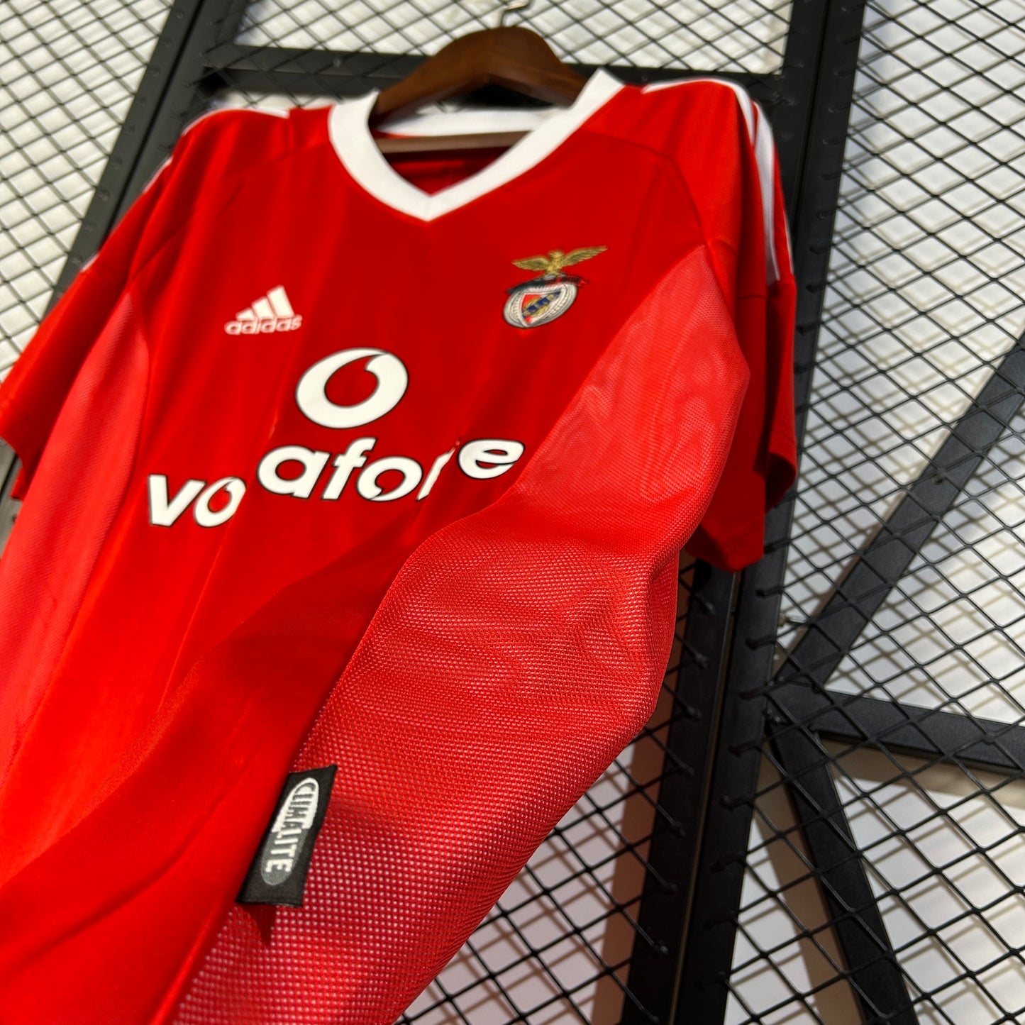 Benfica home jersey. Season 02/03