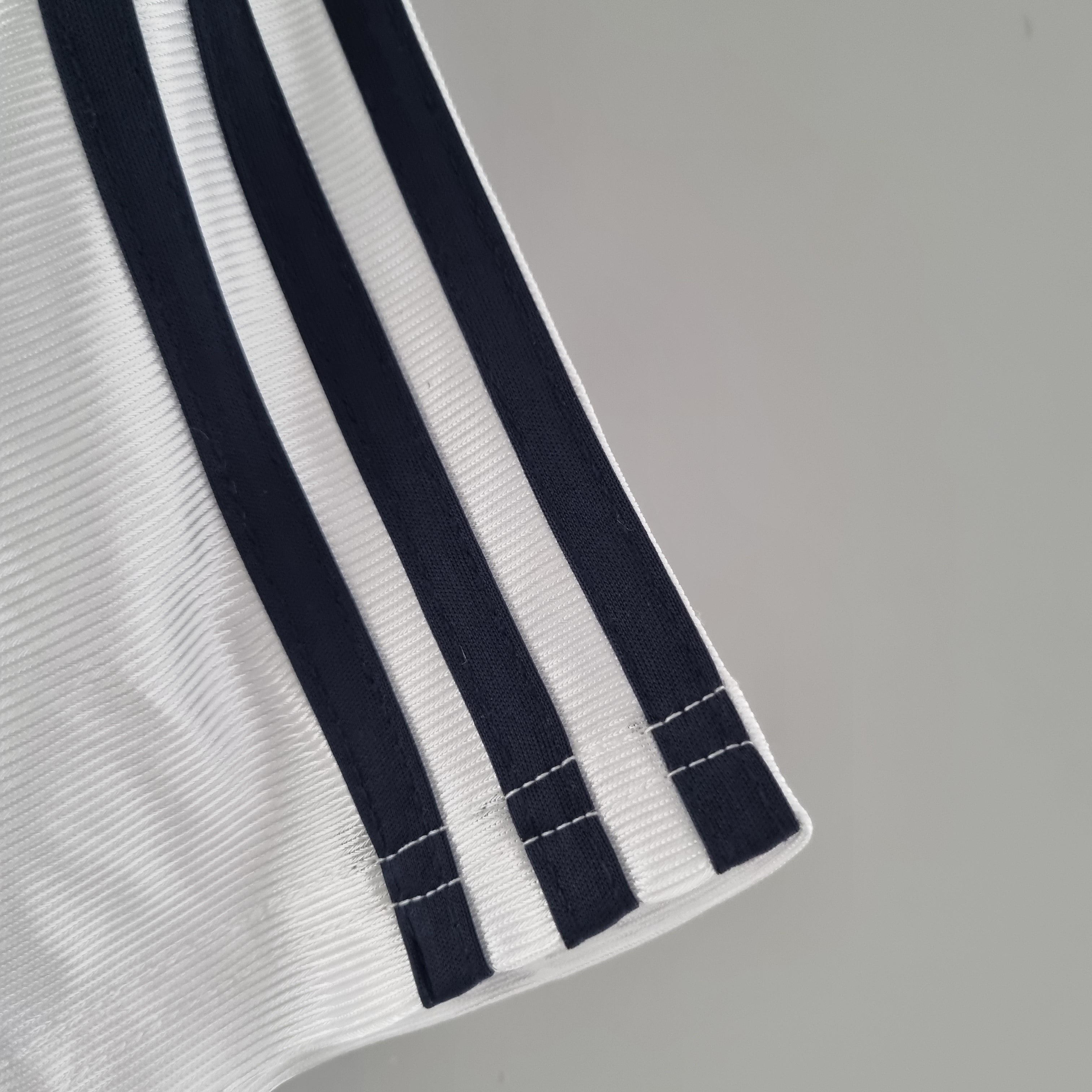 Real Madrid home jersey. Season 99/00