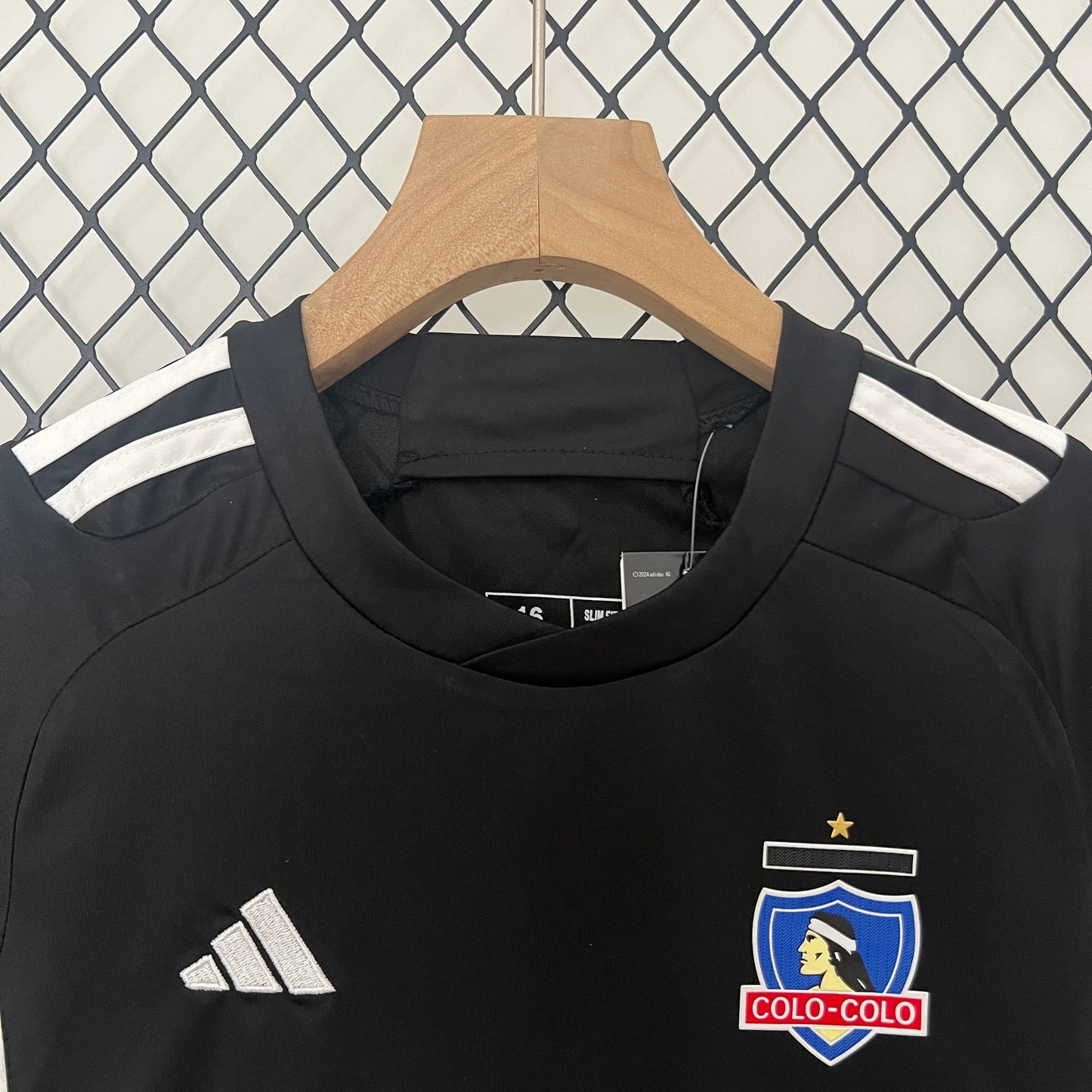 Colo Colo away kids set. Season 24/25