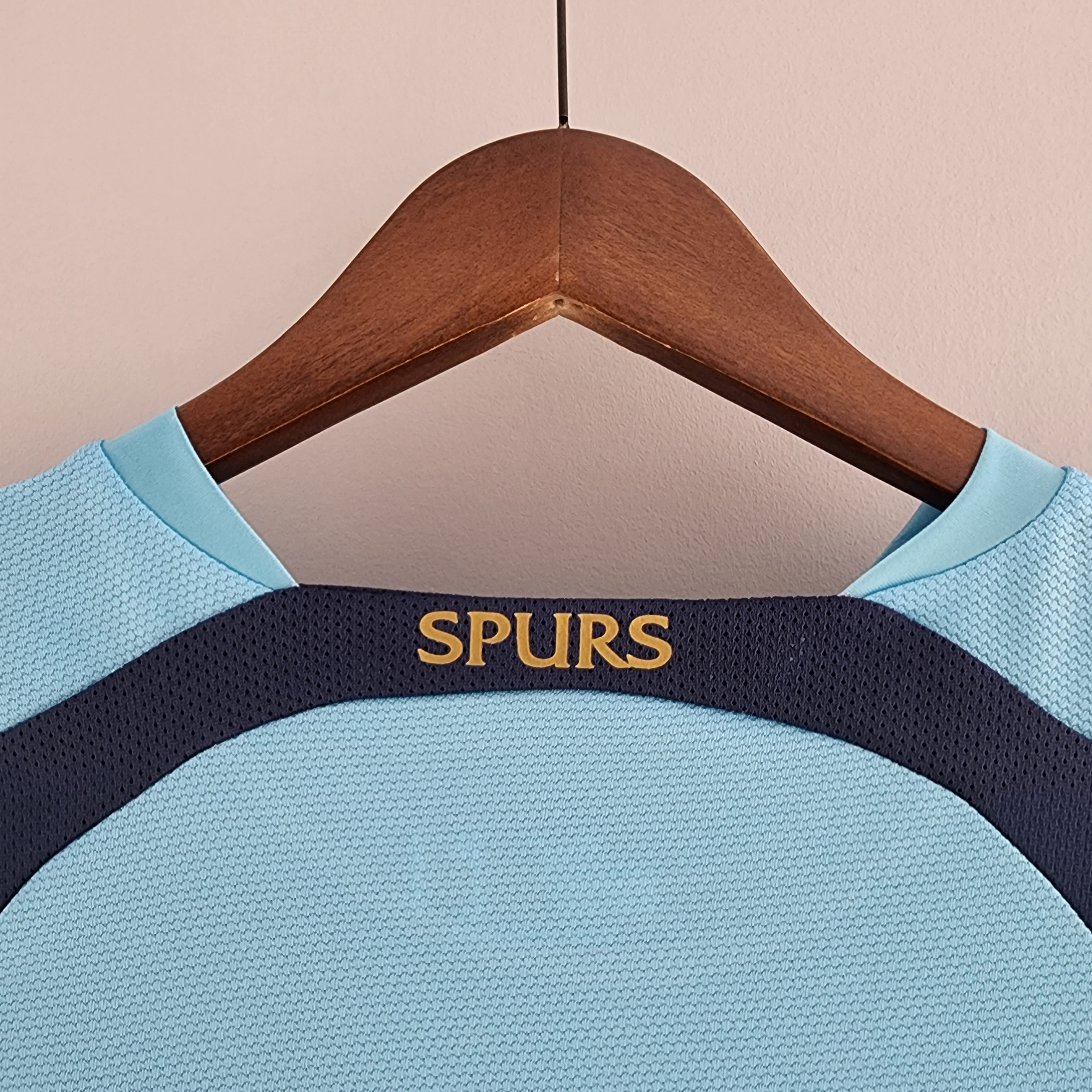 Tottenham Hotspur away jersey. Season 06/07