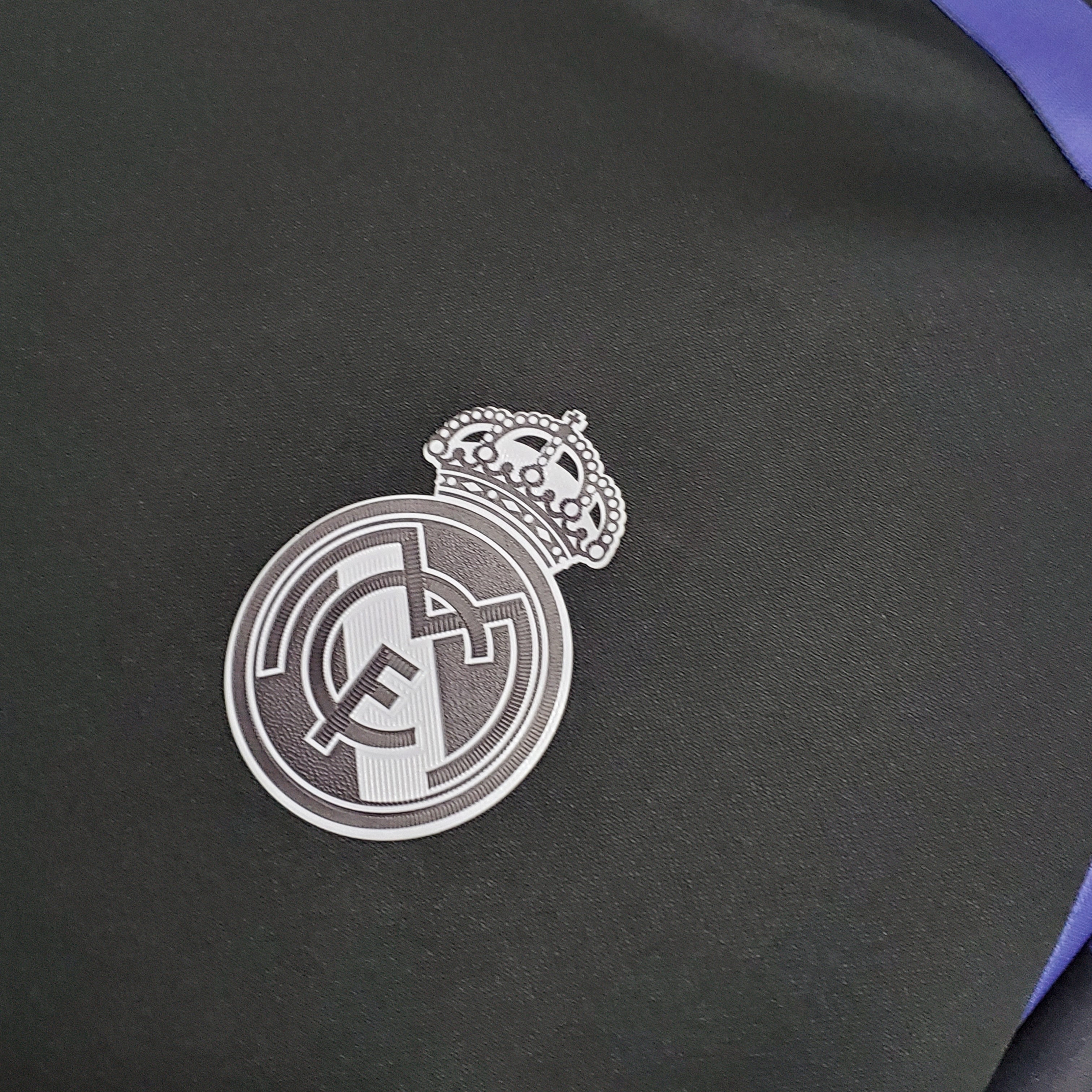 Real Madrid longsleeve away jersey. Season 16/17