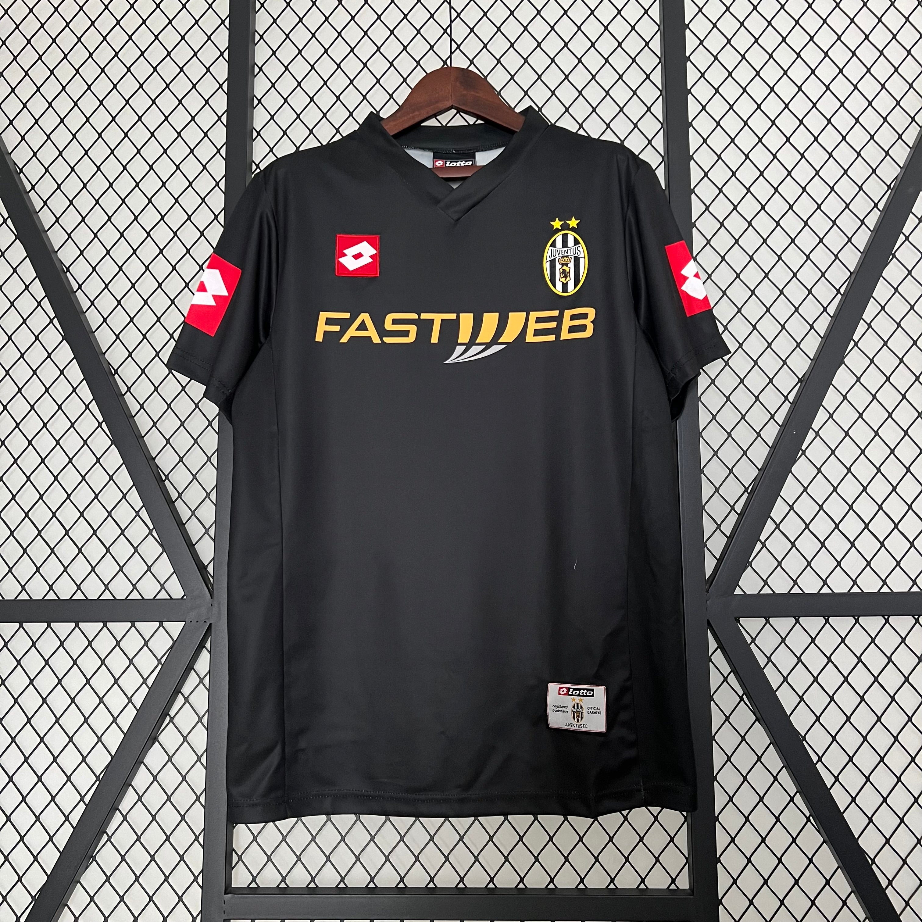 Juventus away jersey. Season 01/02