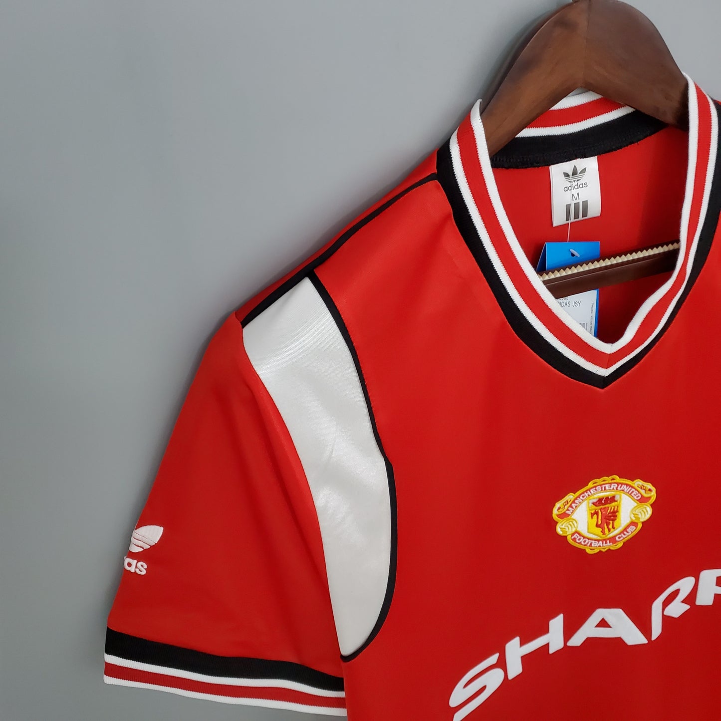 Manchester United home jersey. Season 85/86