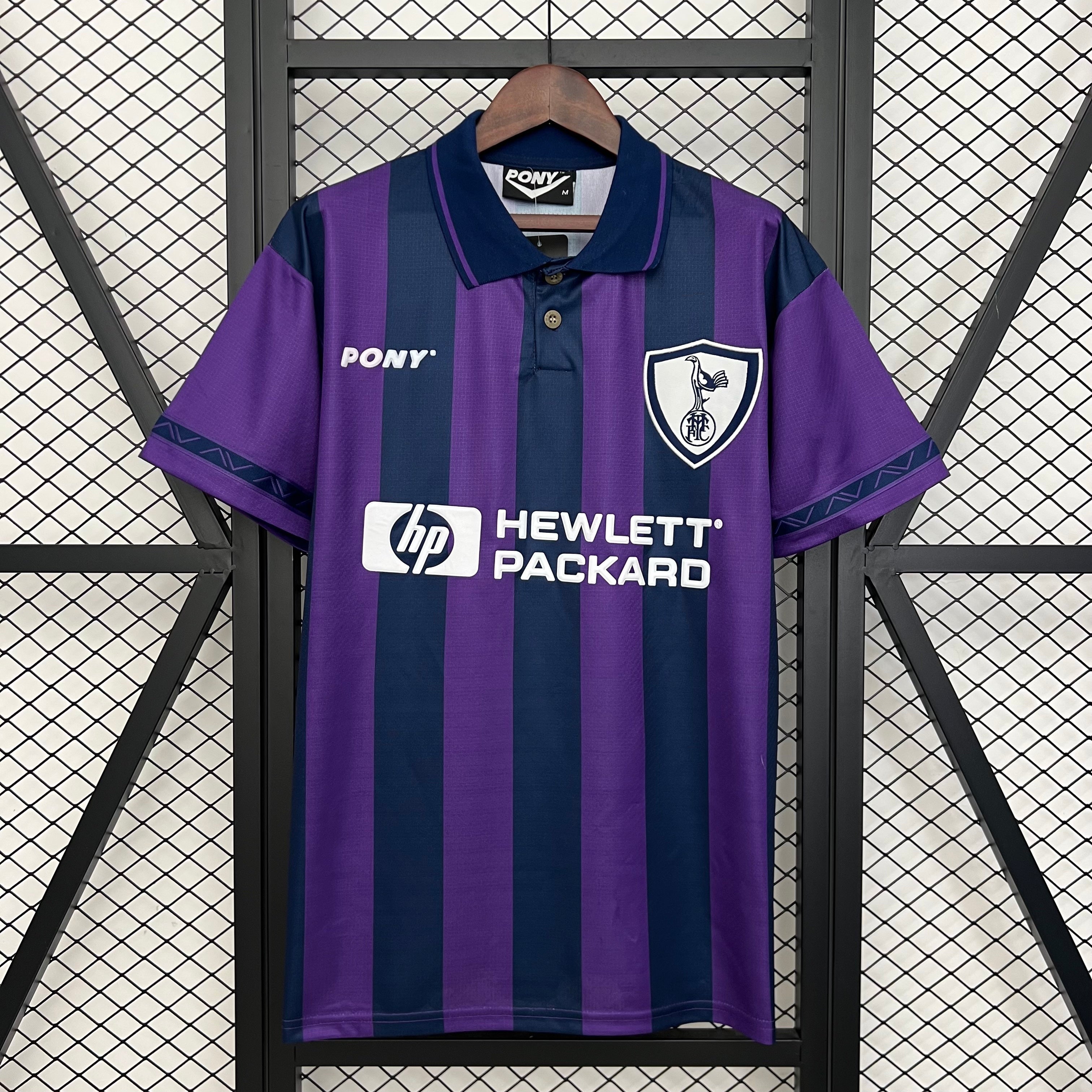 Tottenham away jersey. Season 95/97