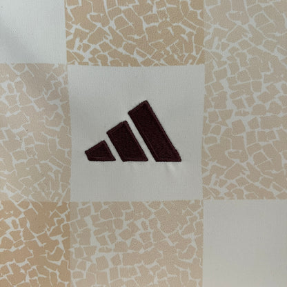 Flamengo Special Edition jersey for woman. Season 24/25