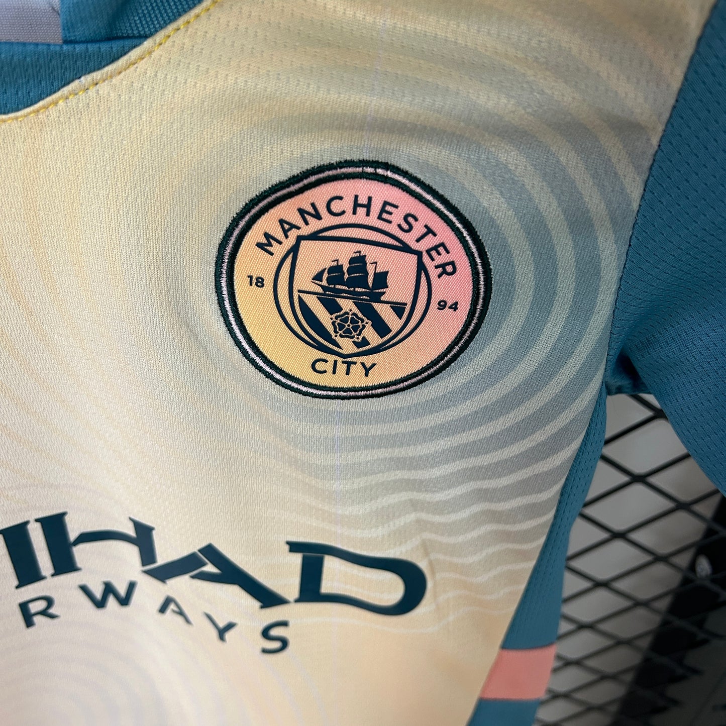 Manchester City third kids set. Season 24/25