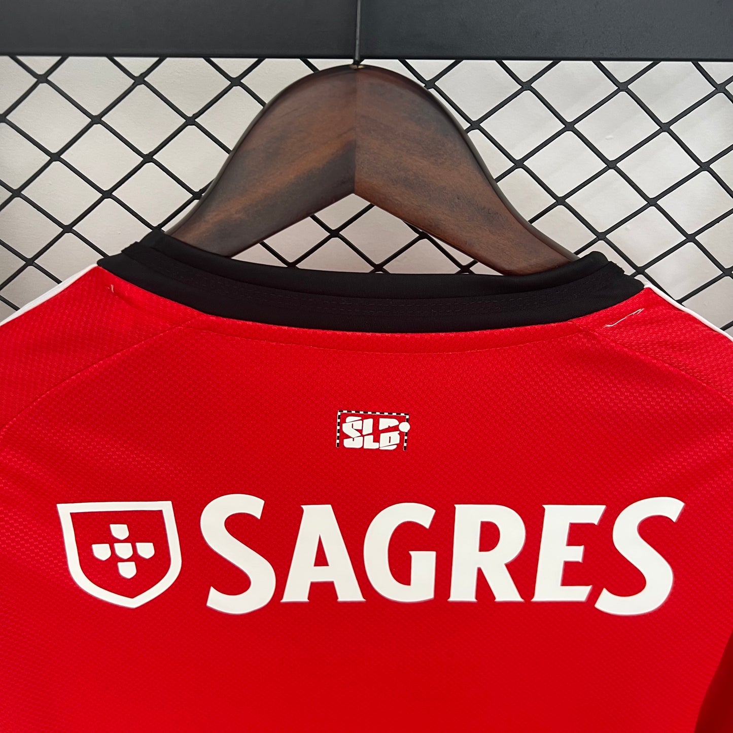 Benfica longsleeve home jersey. Season 25/26