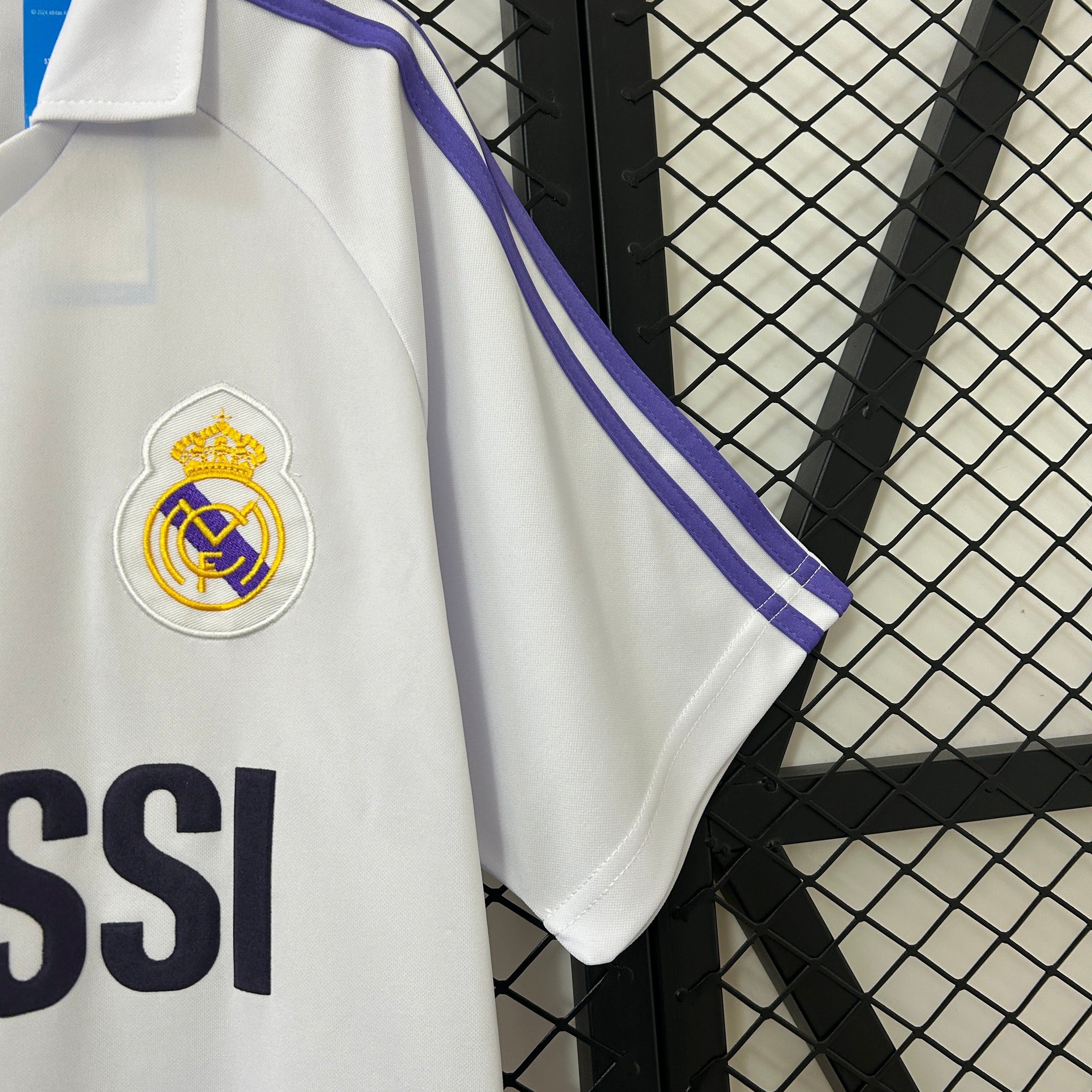Real Madrid home jersey. Season 84/85