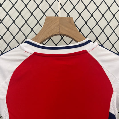 Arsenal home kids set. Season 24/25