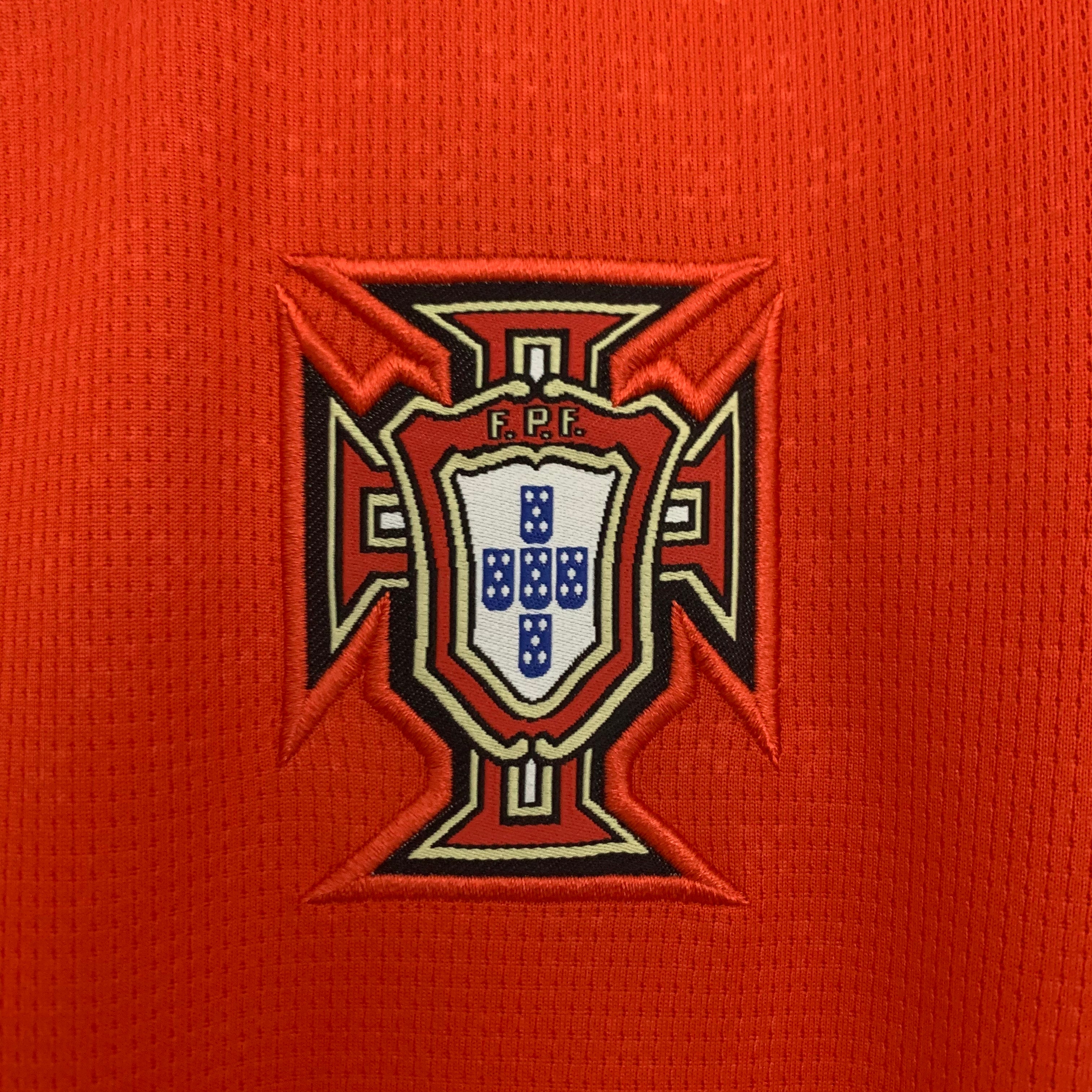 Portugal home jersey for women. Season 25/26