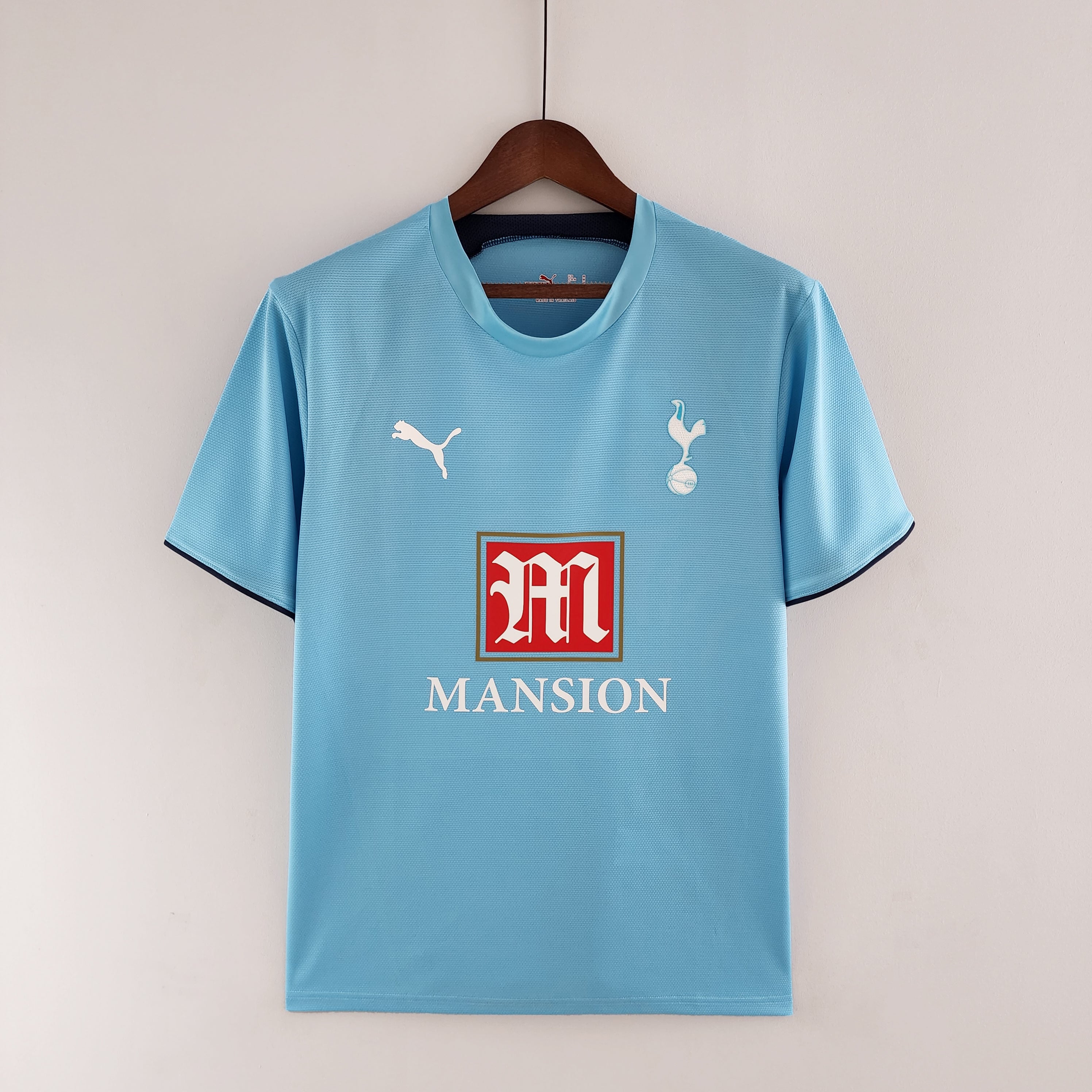 Tottenham Hotspur away jersey. Season 06/07