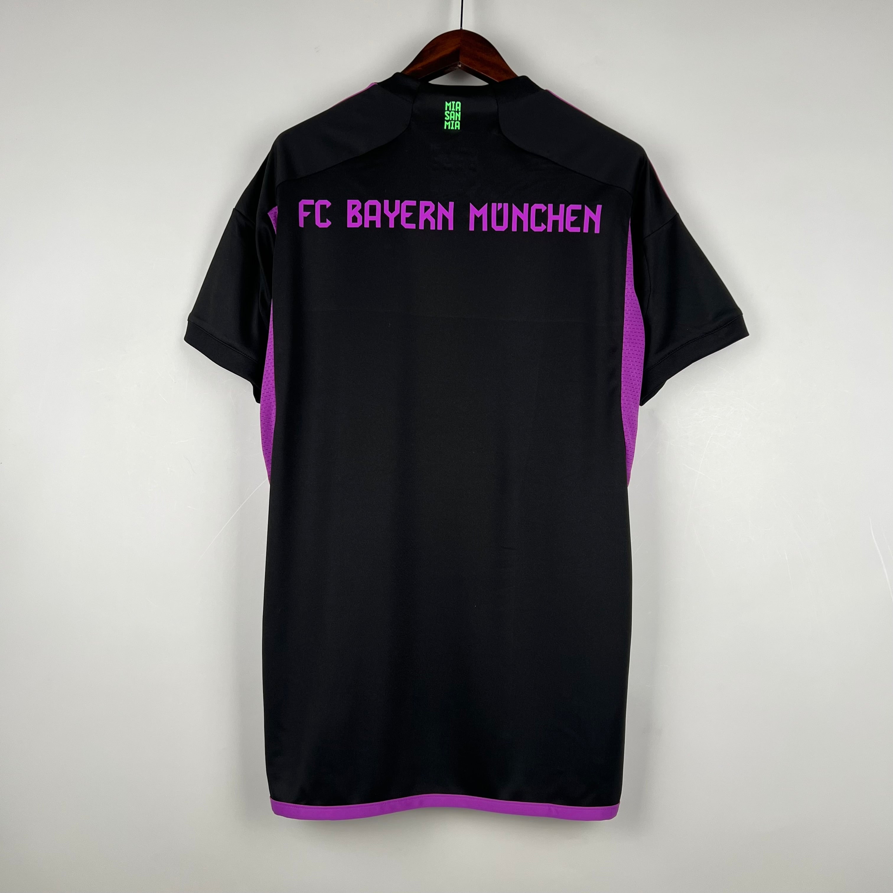 Bayern Munich away jersey. Season 23/24