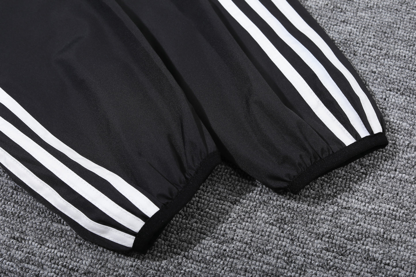 Manchester United  Windbreaker