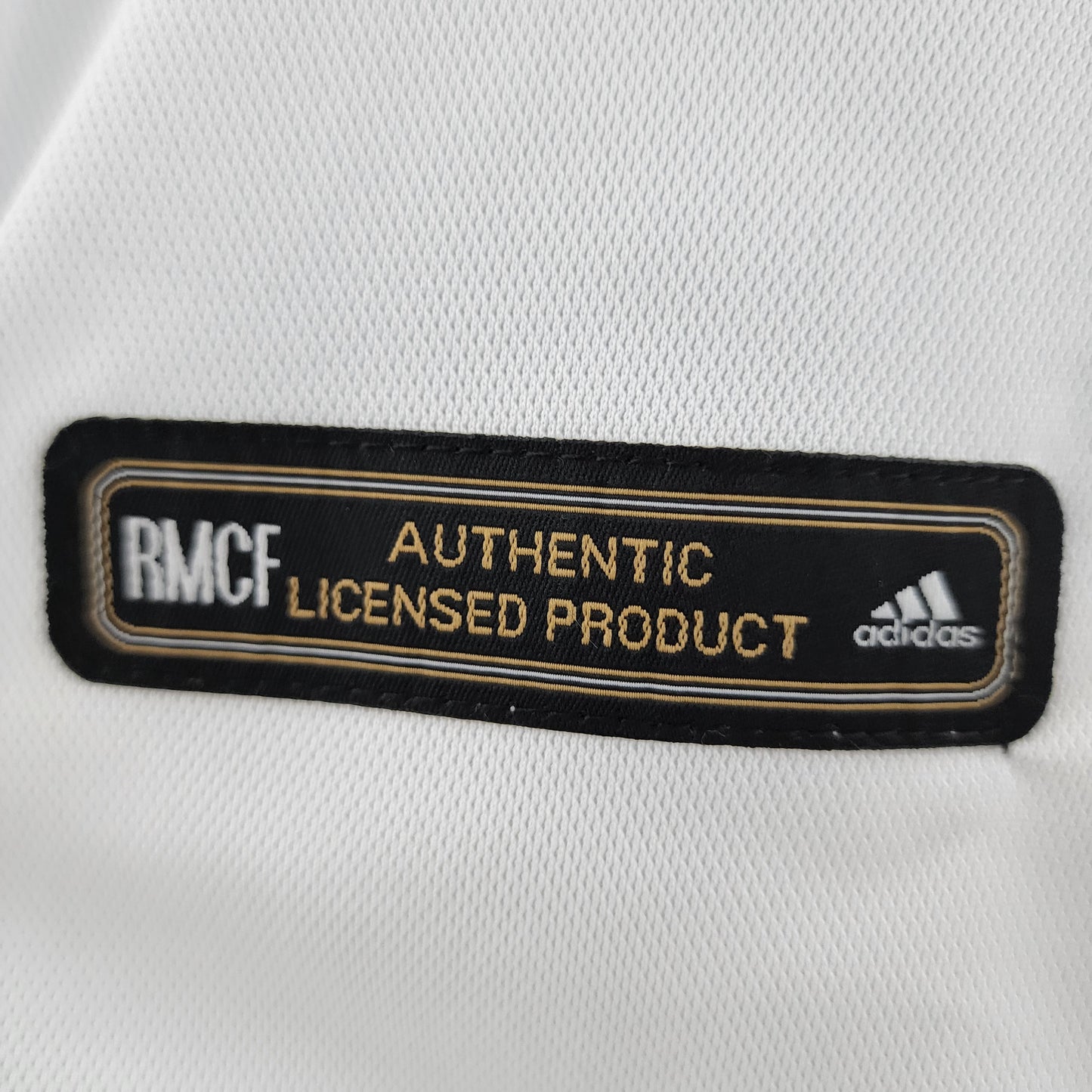 Real Madrid home jersey. Season 00/01