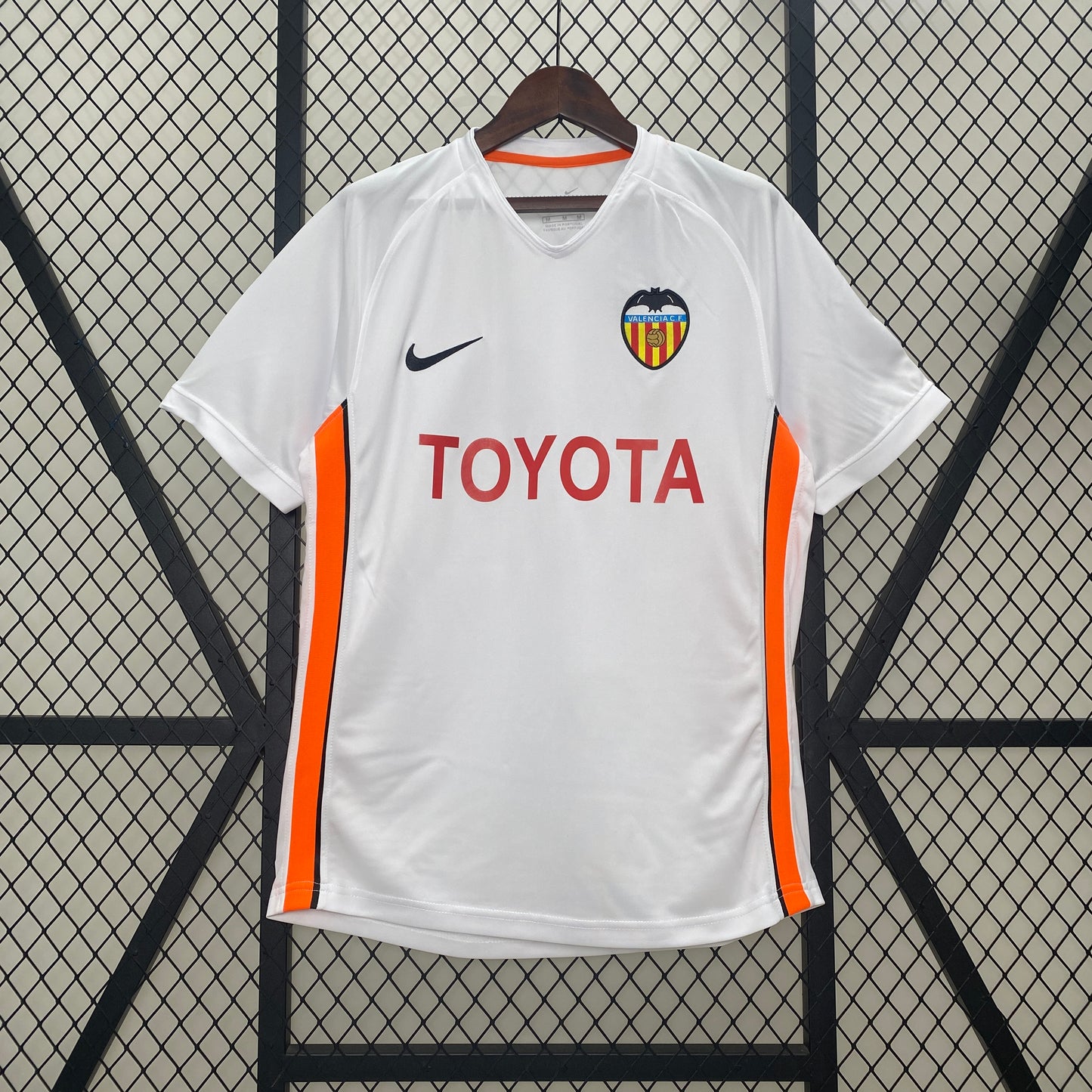 Valencia home jersey. Season 06/07