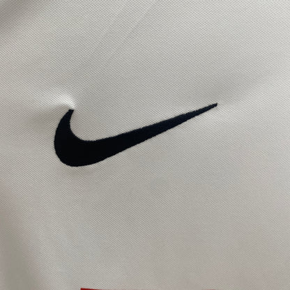 Valencia home jersey. Season 06/07