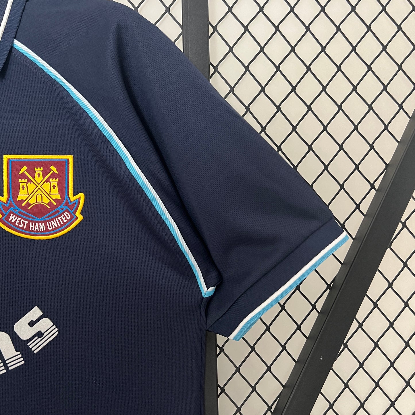 West Ham United away jersey. Season 99/00