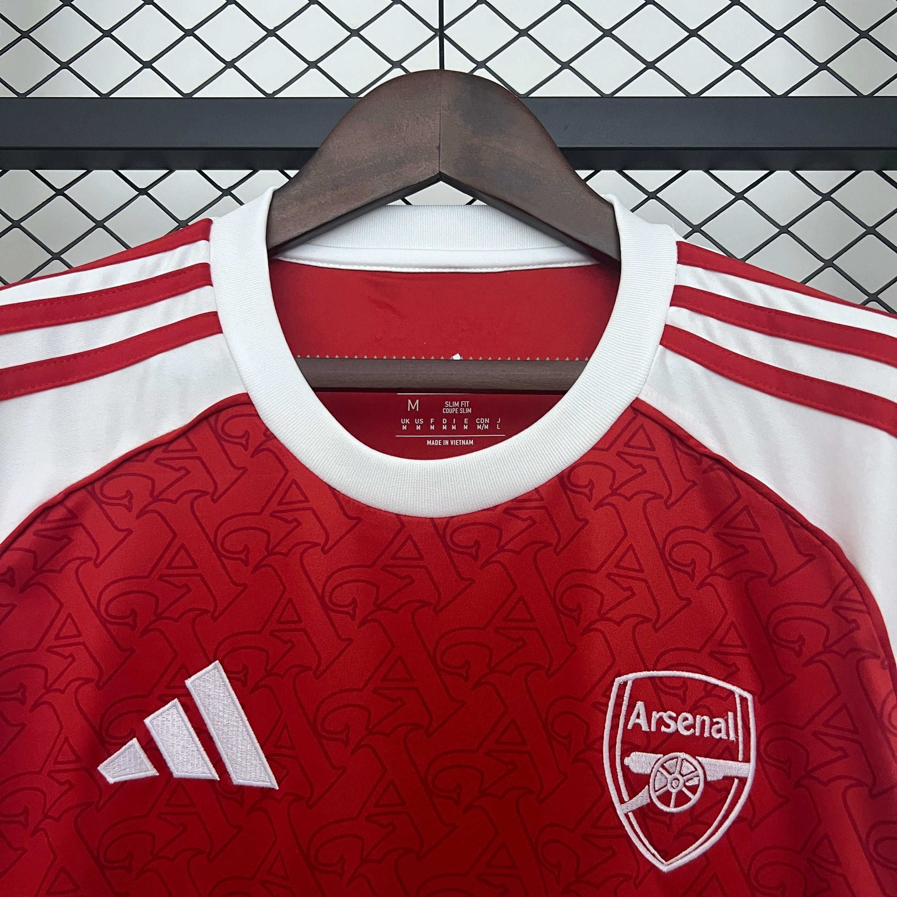 Arsenal home jersey. Season 25/26
