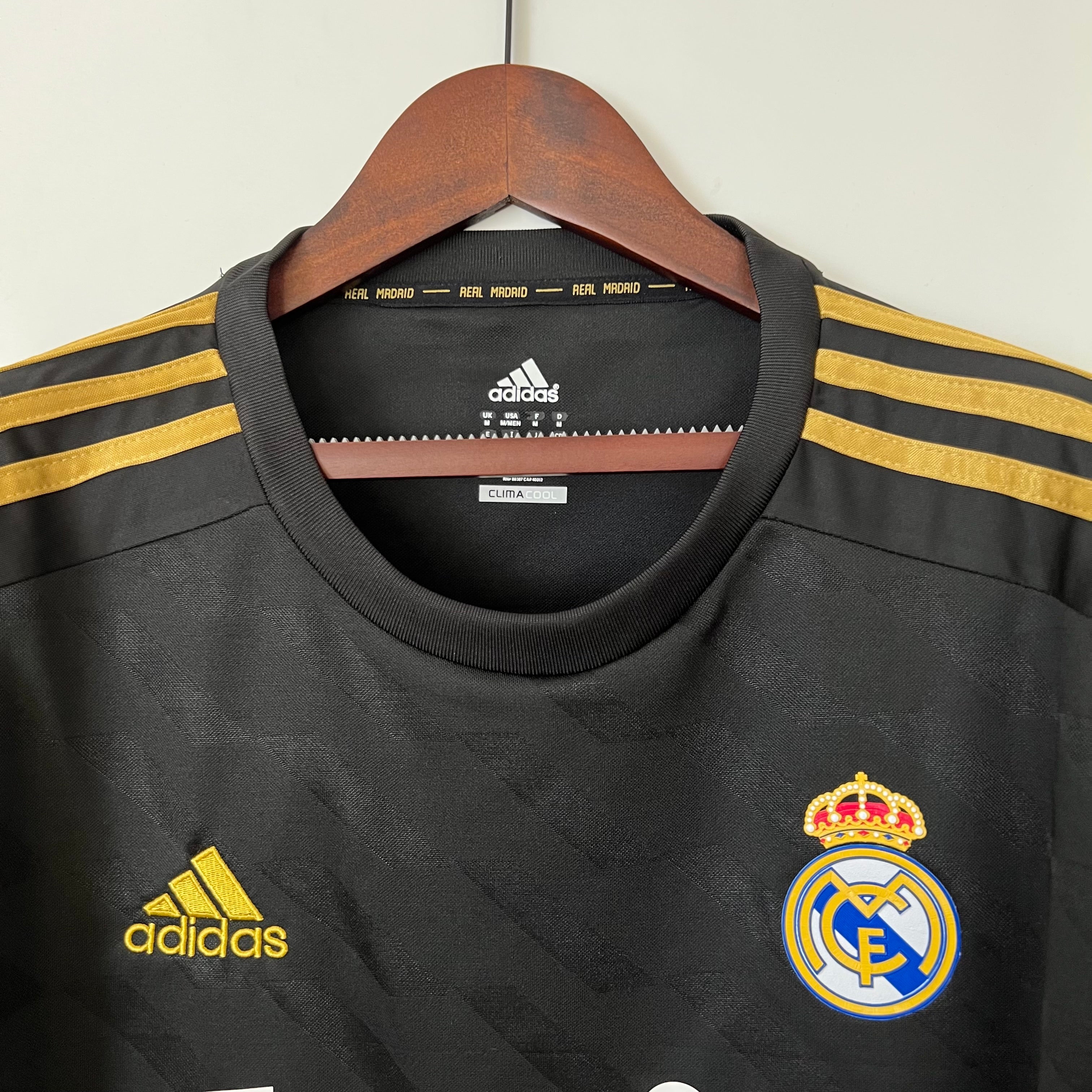 Real Madrid longsleeve away jersey. Season 11/12