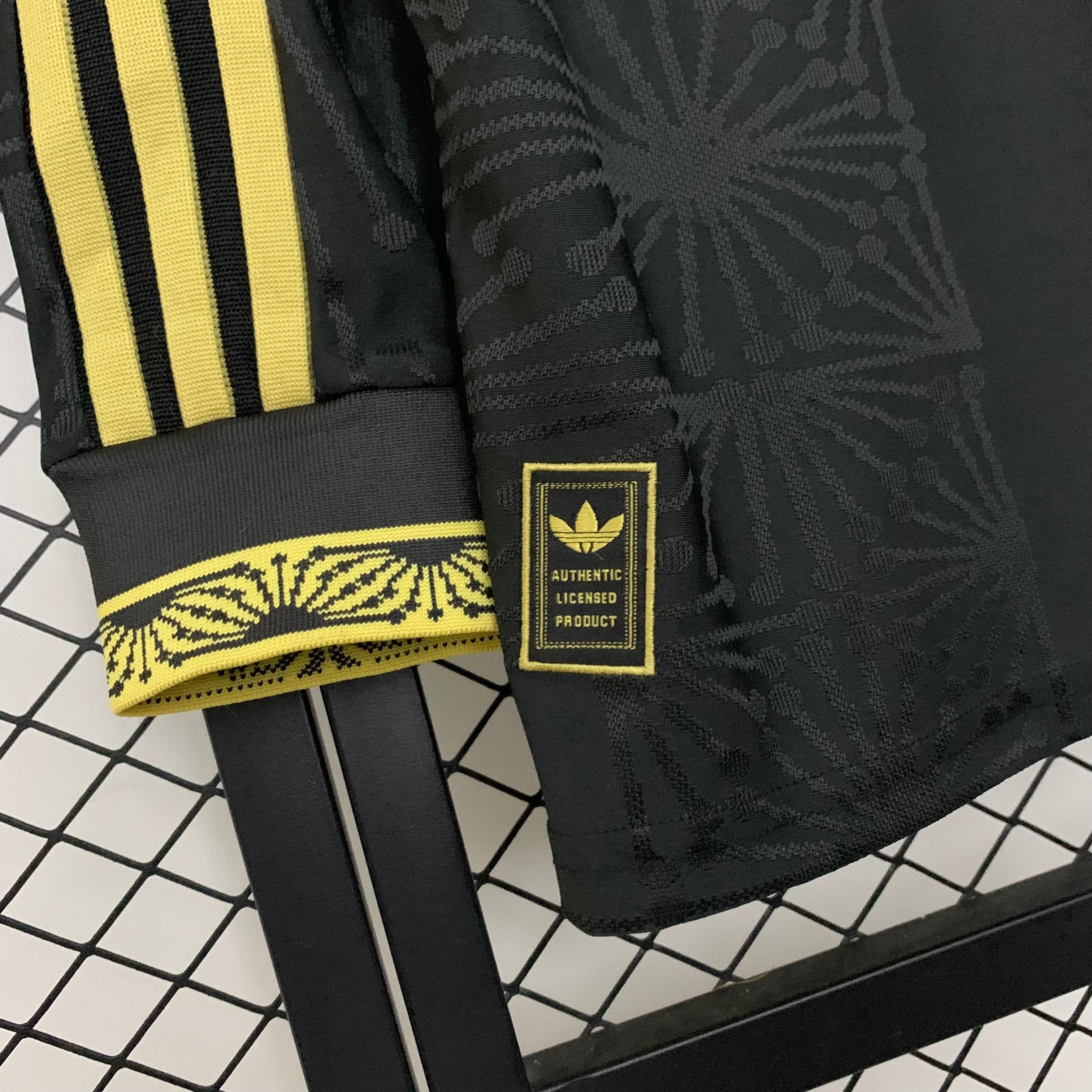 Mexico "De Oro" Longsleeve Special Edition Anniversary jersey. Season 25/26 (Player Version)