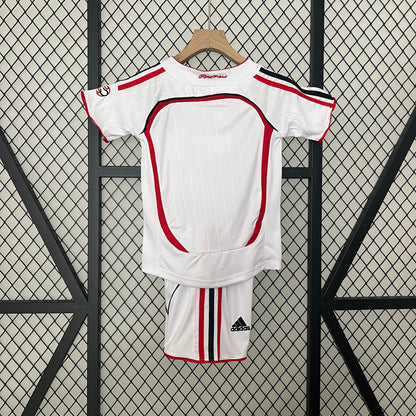 AC Milan away kids set. Season 06/07
