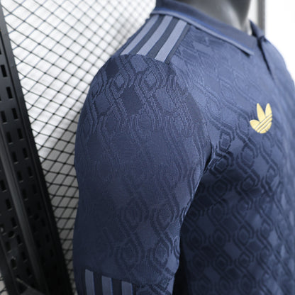 Juventus longsleeve third jersey. Season 24/25 (Player Version)