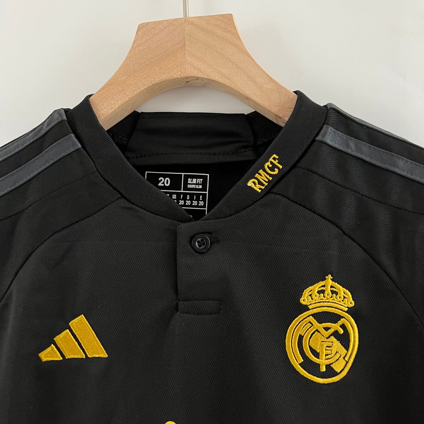Real Madrid third kids set. Season 23/24