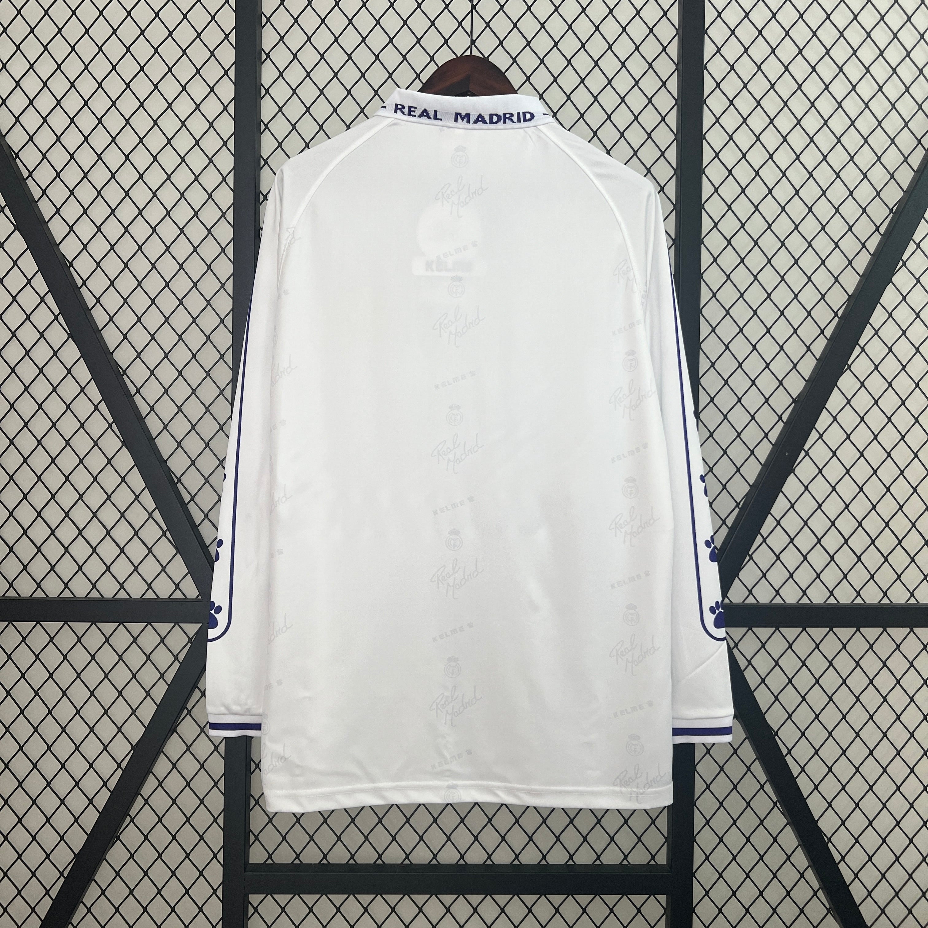 Real Madrid longsleeve home jersey. Season 94/95