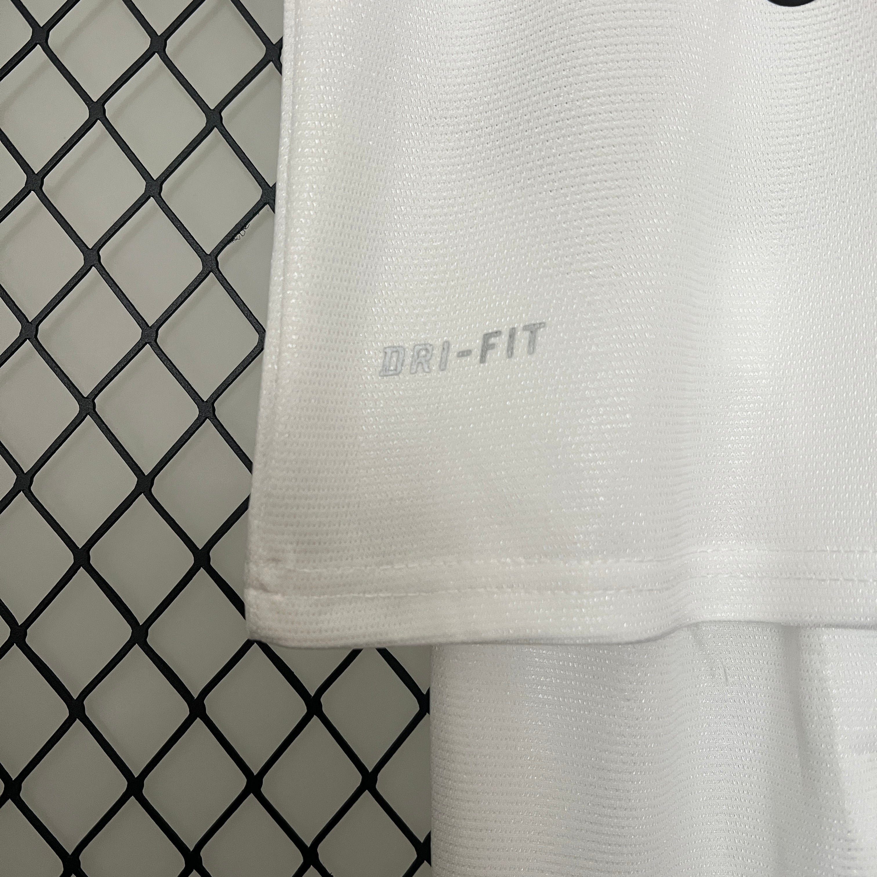 Santos home kids set. Season 11/12