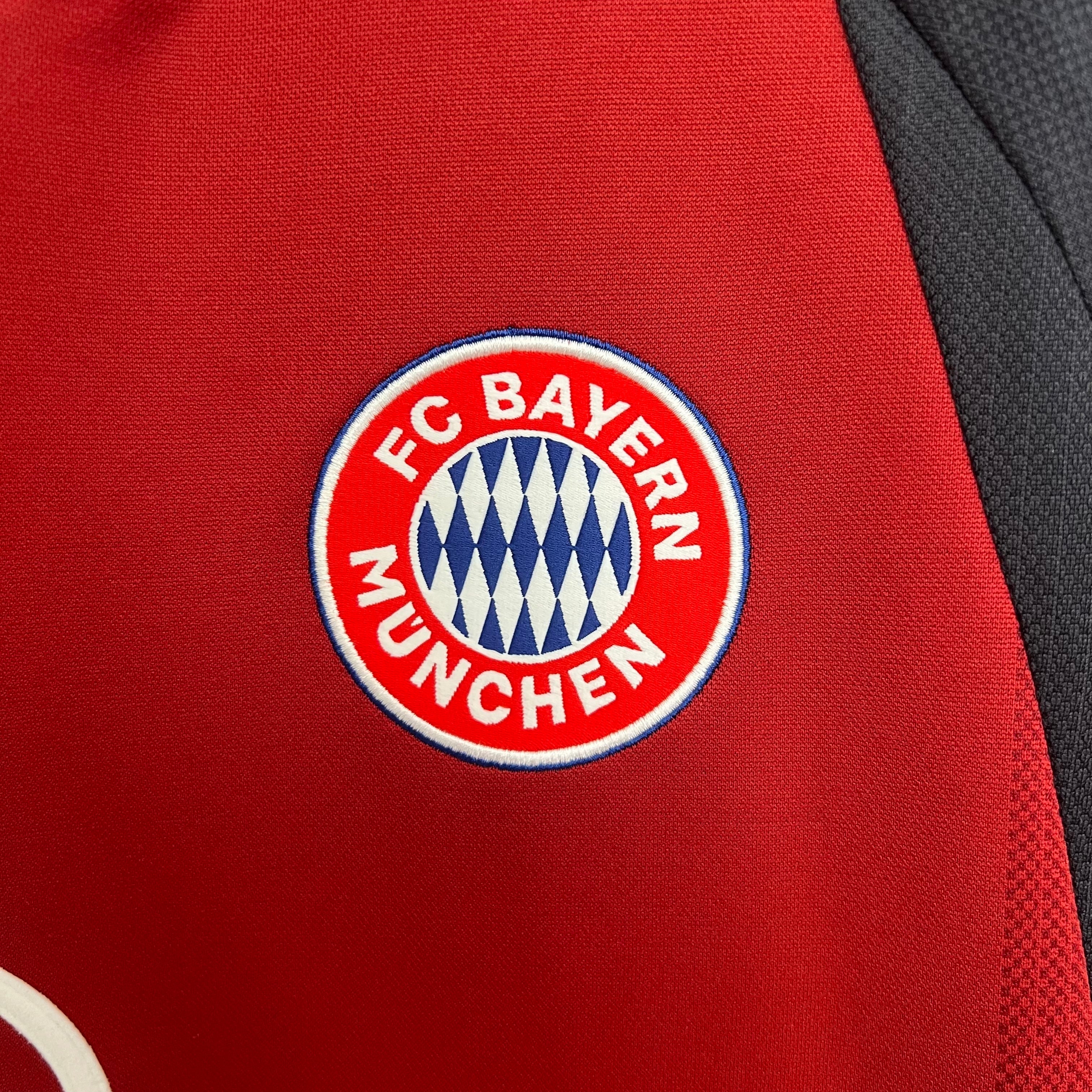 Bayern Munich home jersey. Season 01/02