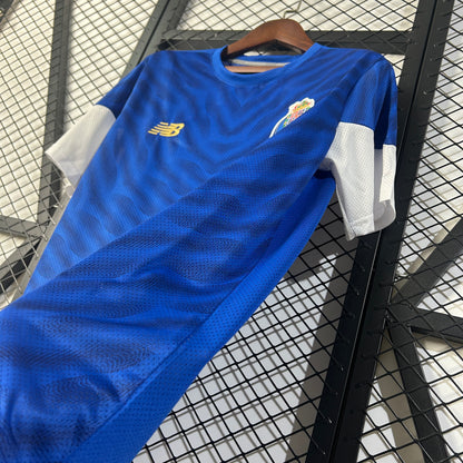 FC Porto training jersey.