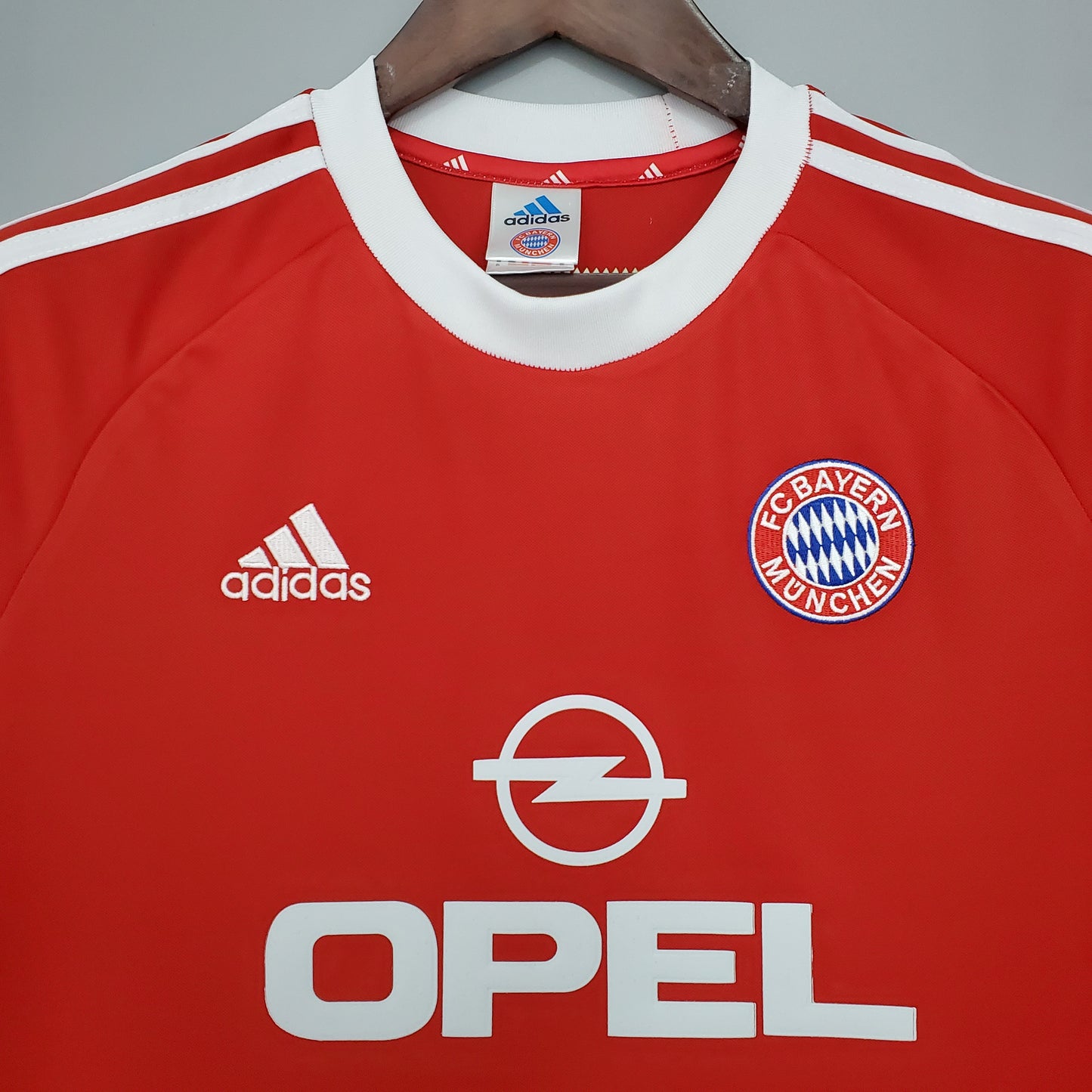 Bayern Munich home jersey. Season 00/01