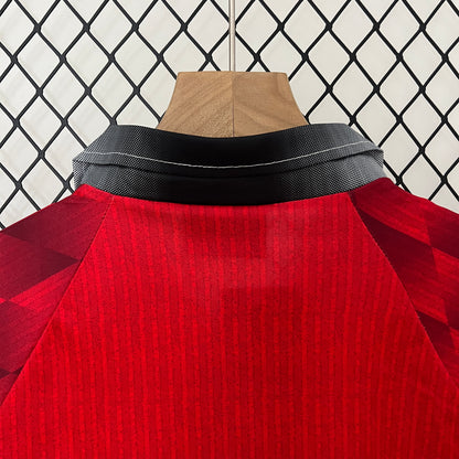 Manchester United home kids set. Season 94/95