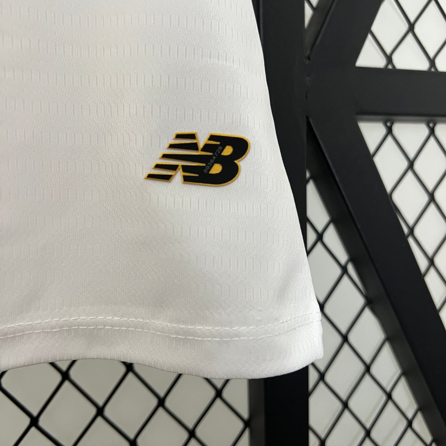 Sao Paulo home jersey for women. Season 24/25