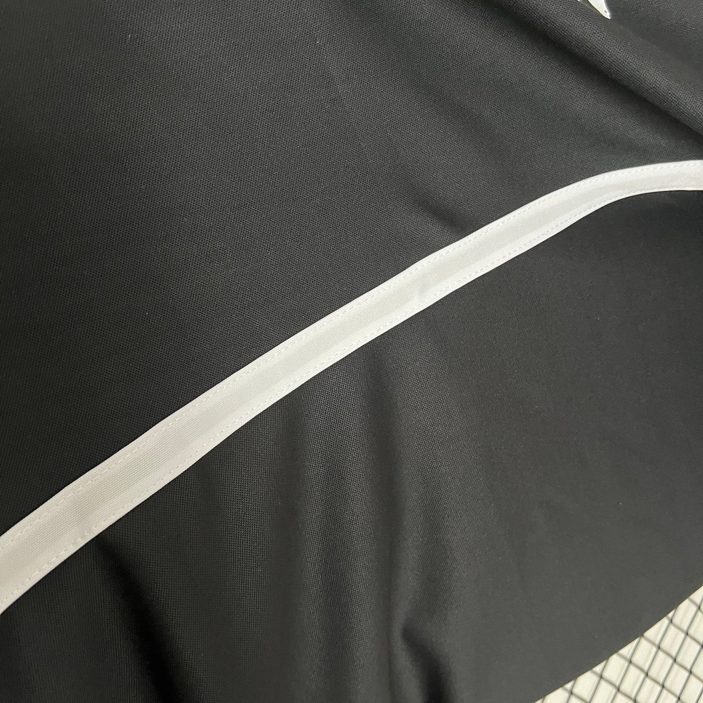 Colo Colo away jersey for women. Season 24/25