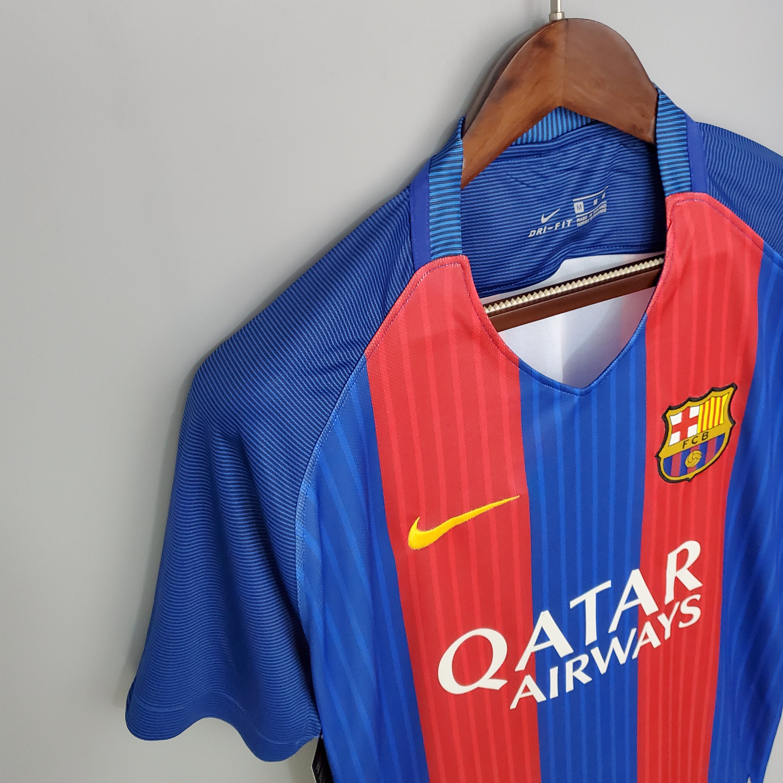 Barcelona home jersey. Season 16/17