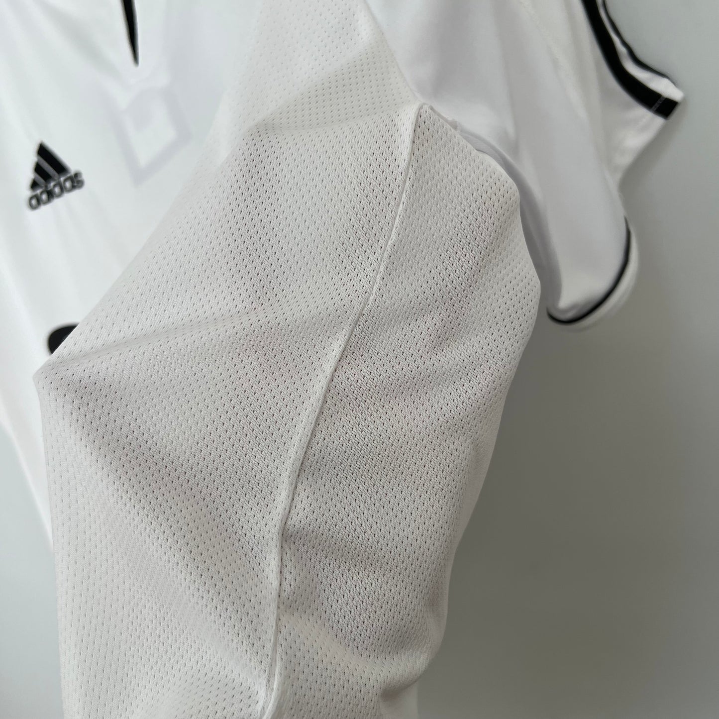 Real Madrid home jersey. Season 03/04