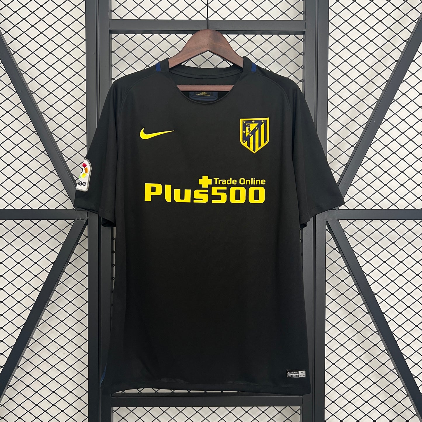 Atletico Madrid away jersey. Season 16/17