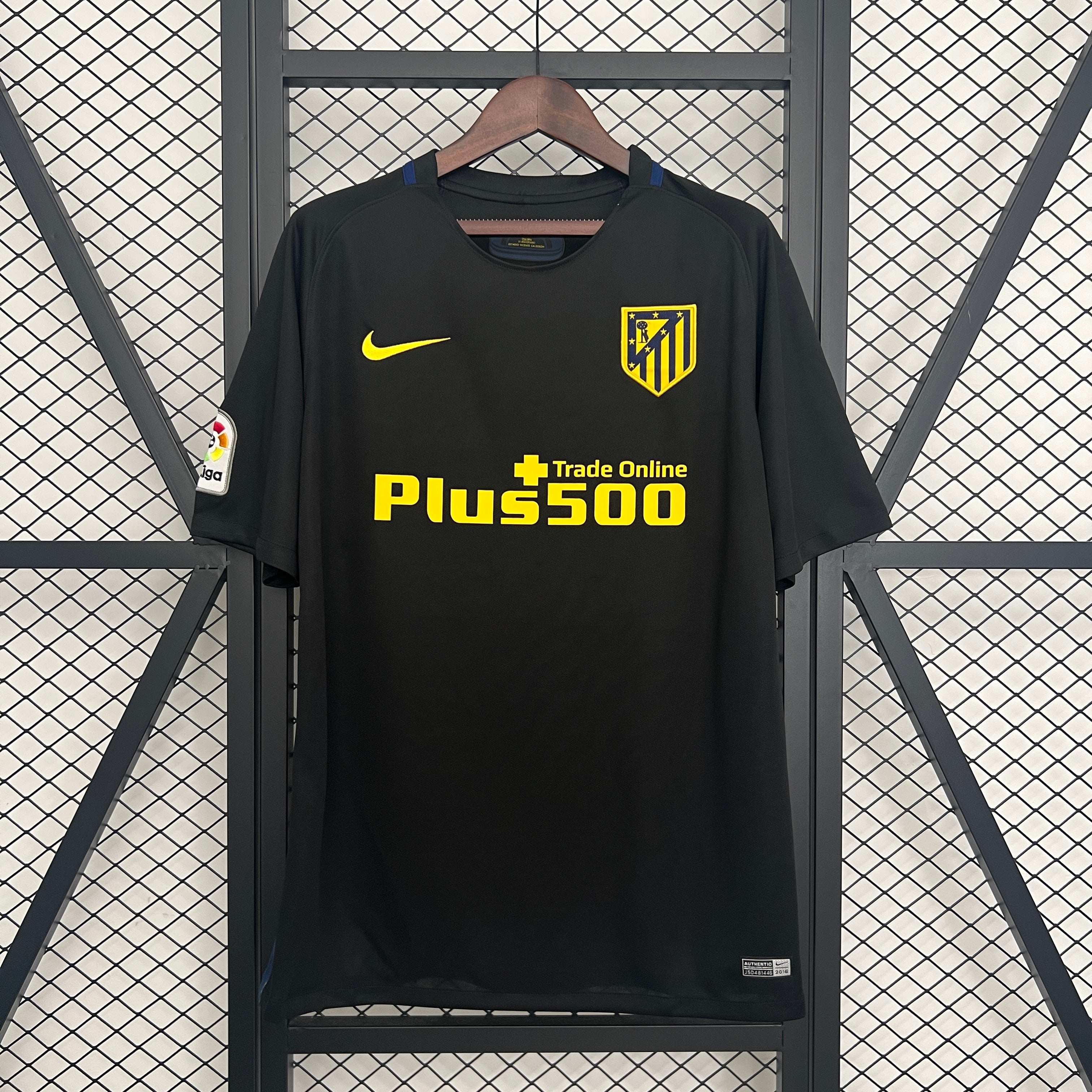 Atletico Madrid away jersey. Season 16/17