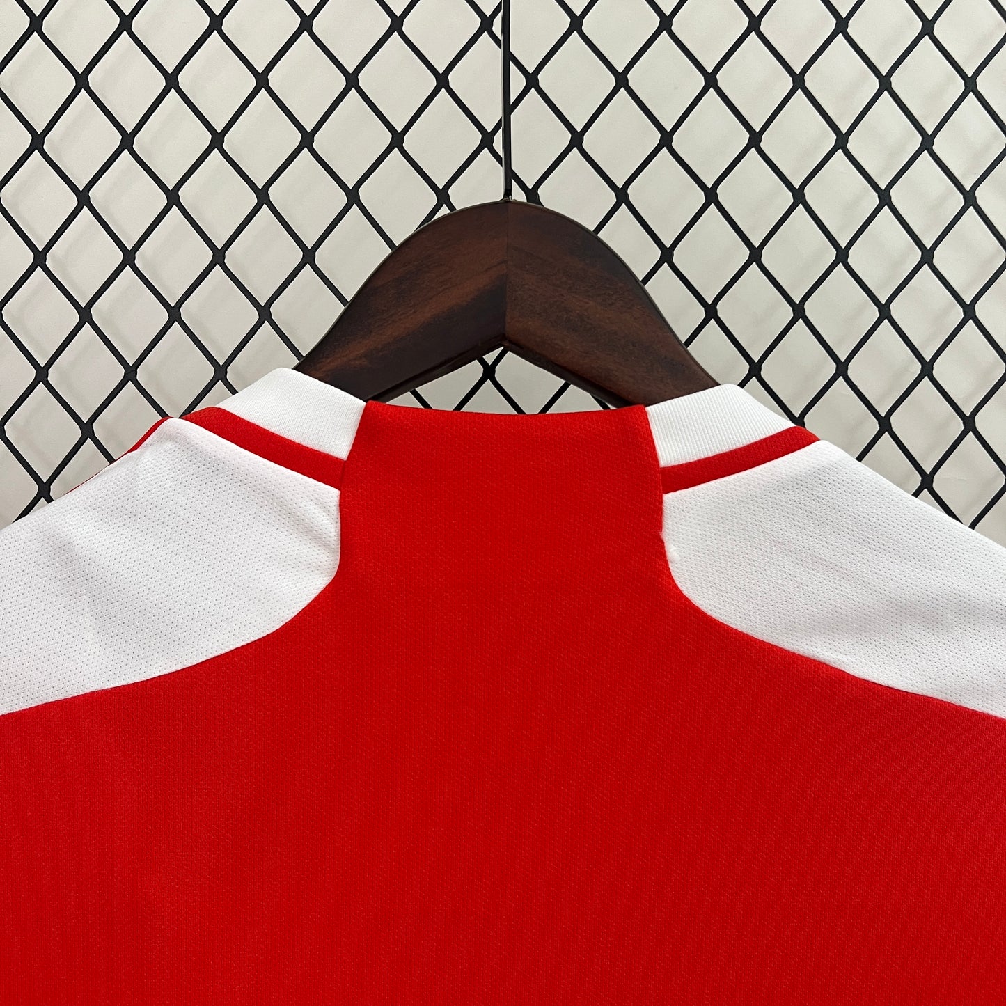 Internacional home jersey for women. Season 24/25