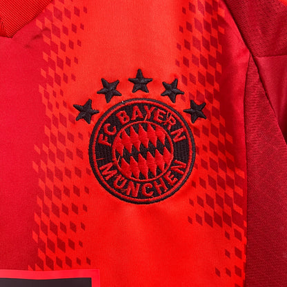 Bayern Munich home kids set. Season 24/25