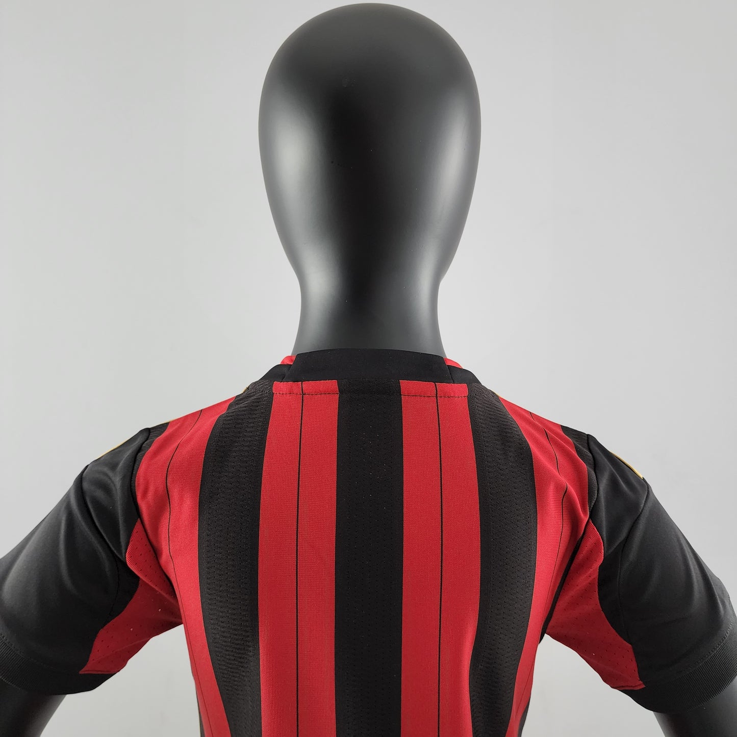 AC Milan home kids set. Season 13/14
