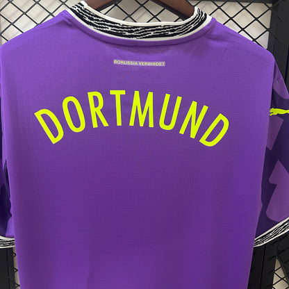 Borussia Dortmund goalkeeper jersey. Season 24/25