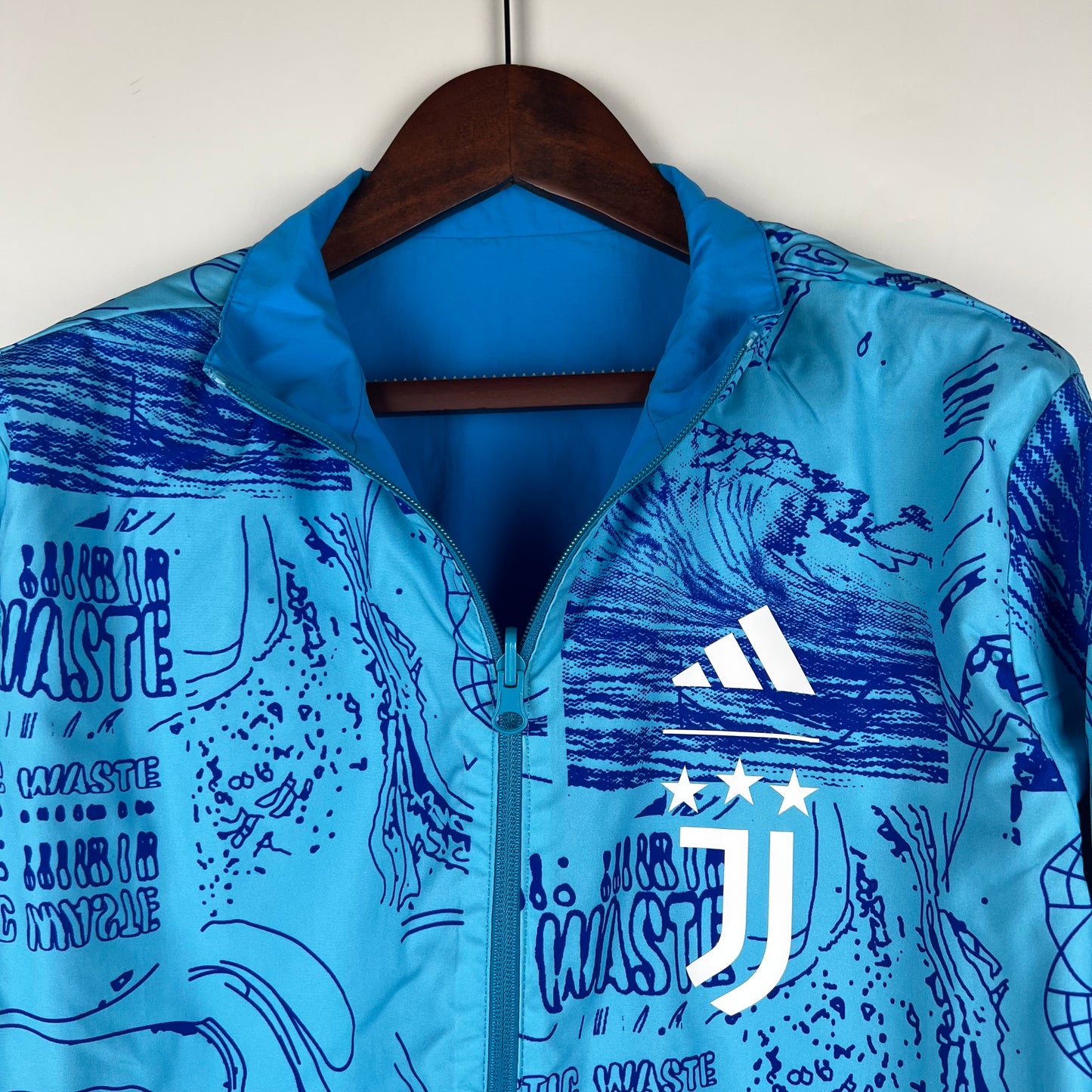 Juventus double-sided Windbreaker
