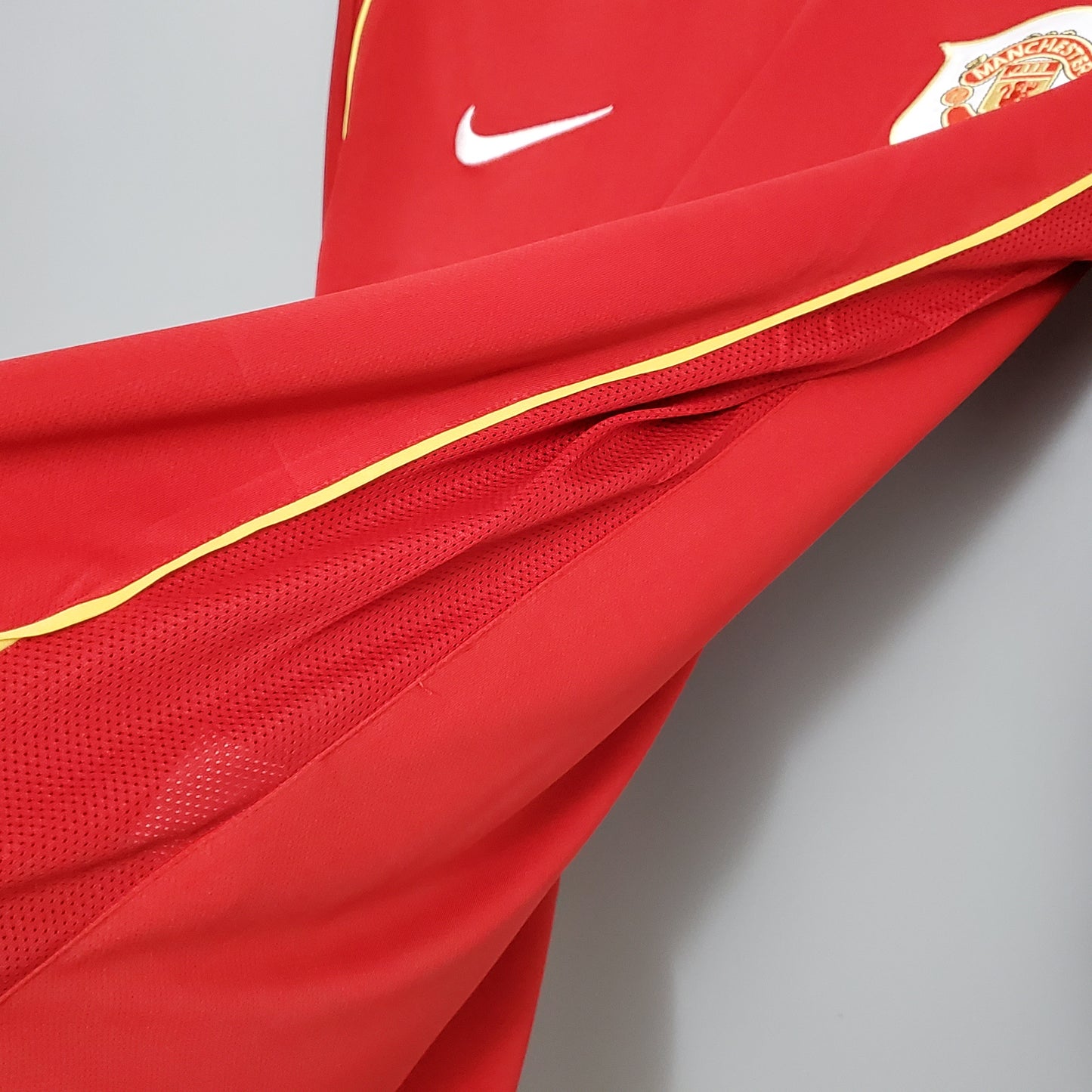 Manchester United longsleeve home jersey. Season 06/07